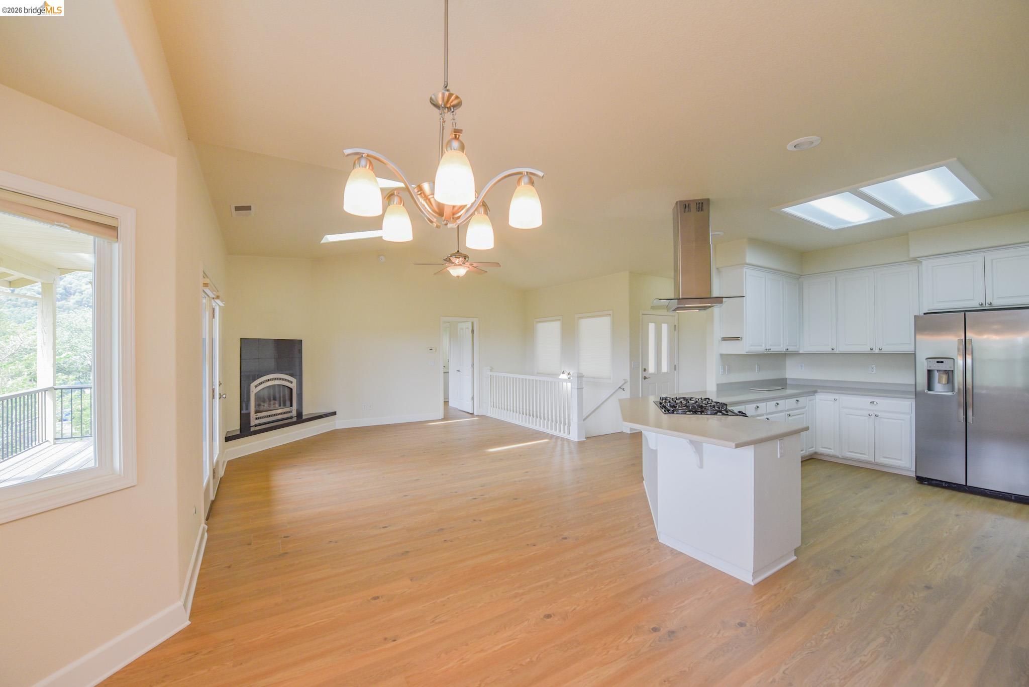 Detail Gallery Image 11 of 51 For 294 S Arbona Circle, Sonora,  CA 95370 - 3 Beds | 2/1 Baths