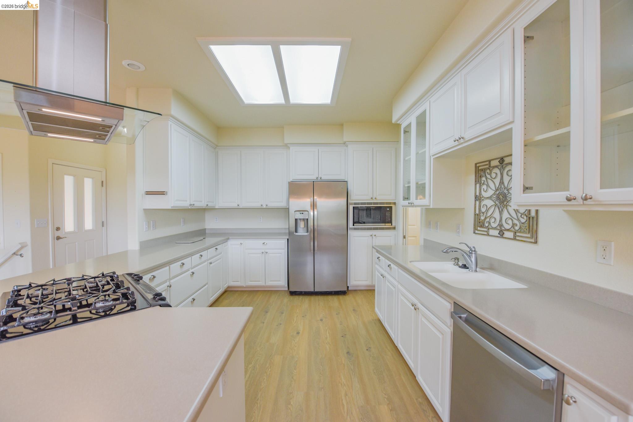 Detail Gallery Image 15 of 51 For 294 S Arbona Circle, Sonora,  CA 95370 - 3 Beds | 2/1 Baths