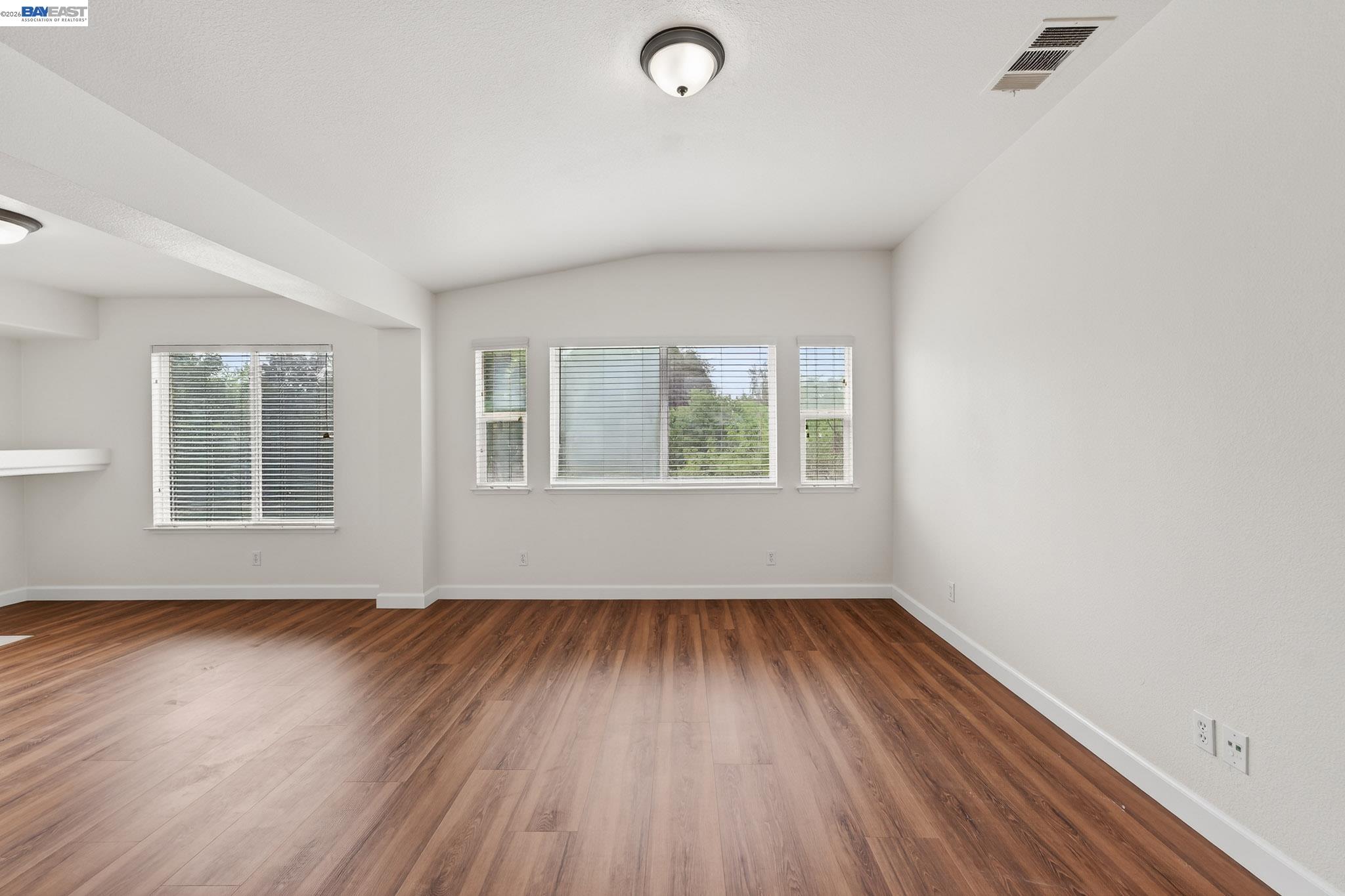 Detail Gallery Image 25 of 55 For Mono Ct, Stockton,  CA 95219 - 5 Beds | 2/1 Baths