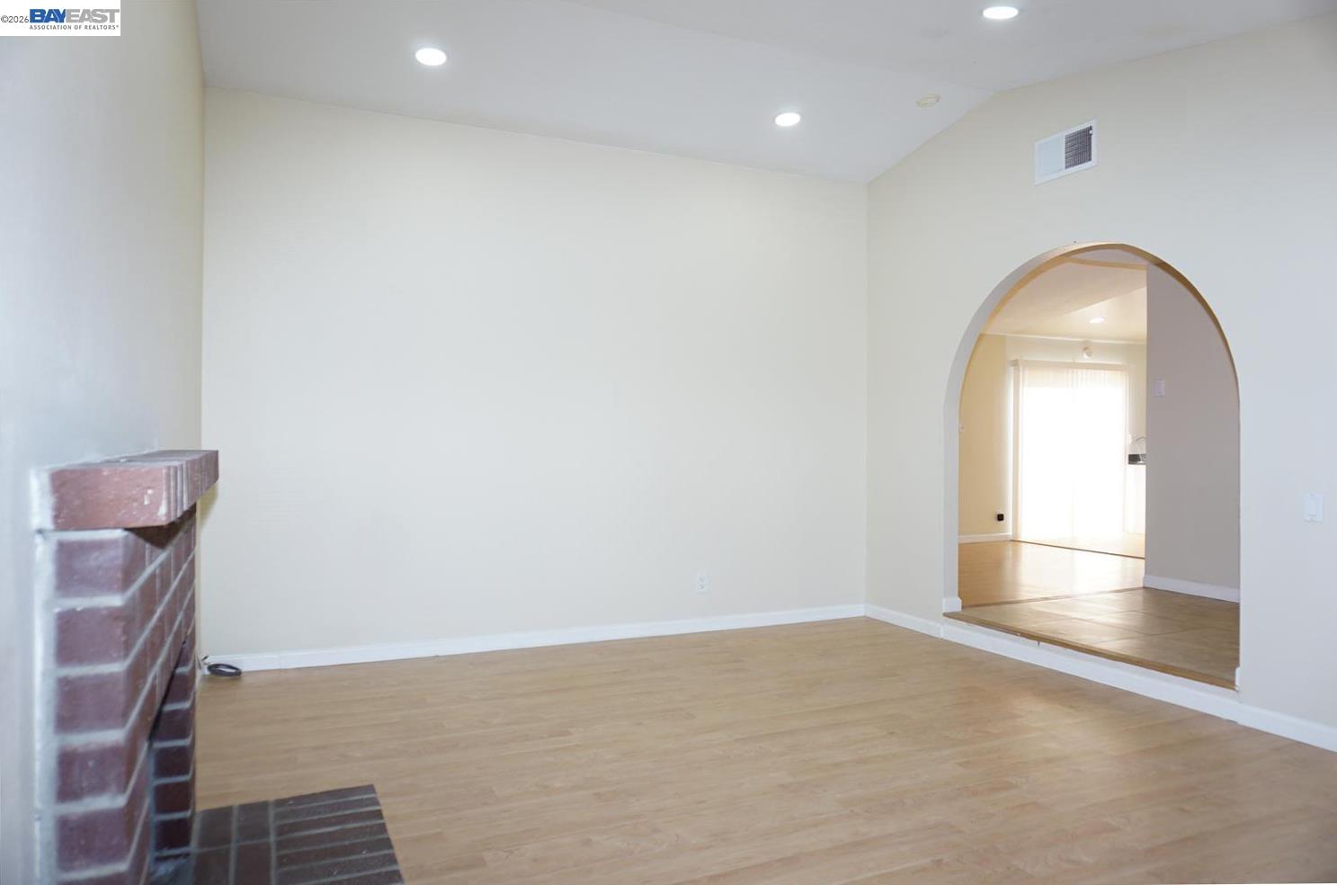 Detail Gallery Image 14 of 40 For 5064 Anaheim Loop, Union City,  CA 94587 - 4 Beds | 2 Baths