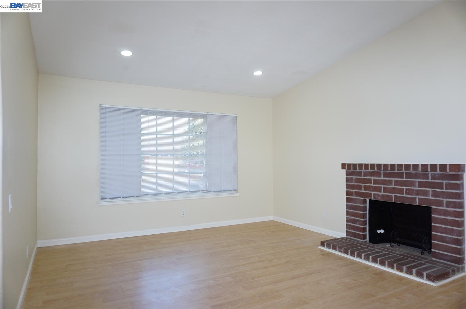 Detail Gallery Image 16 of 40 For 5064 Anaheim Loop, Union City,  CA 94587 - 4 Beds | 2 Baths