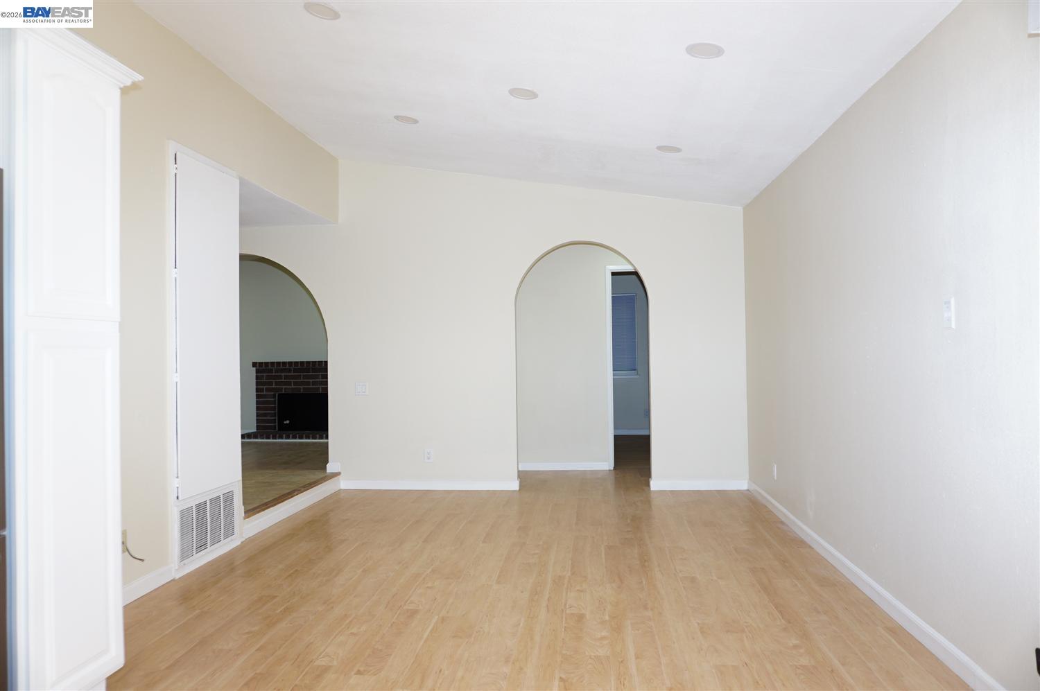 Detail Gallery Image 6 of 40 For 5064 Anaheim Loop, Union City,  CA 94587 - 4 Beds | 2 Baths