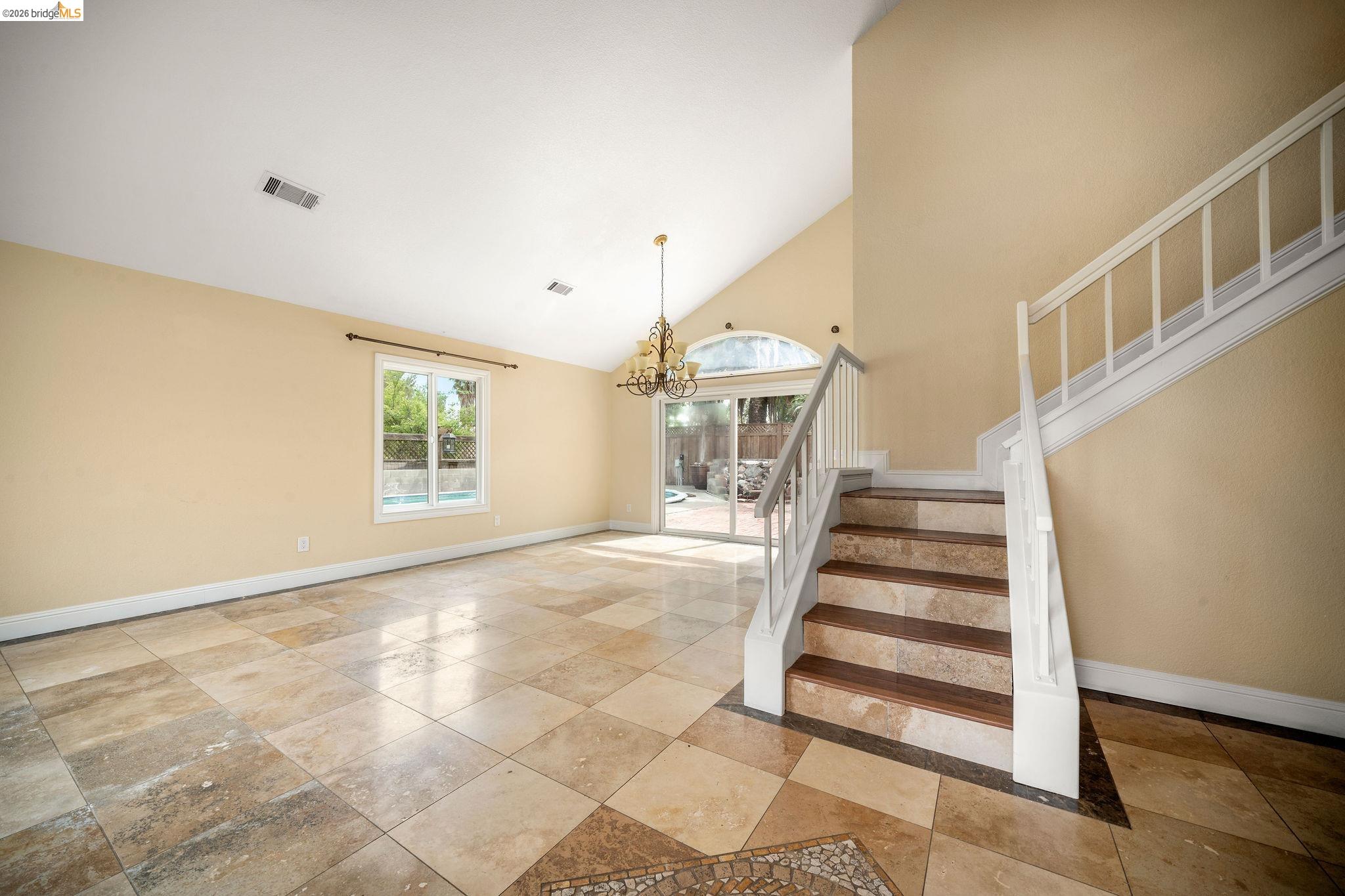 Detail Gallery Image 3 of 45 For 2002 Montauk Ct, Discovery Bay,  CA 94505 - 3 Beds | 2/1 Baths