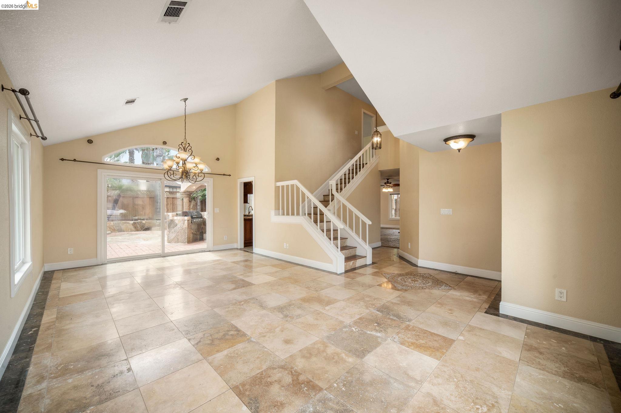 Detail Gallery Image 5 of 45 For 2002 Montauk Ct, Discovery Bay,  CA 94505 - 3 Beds | 2/1 Baths