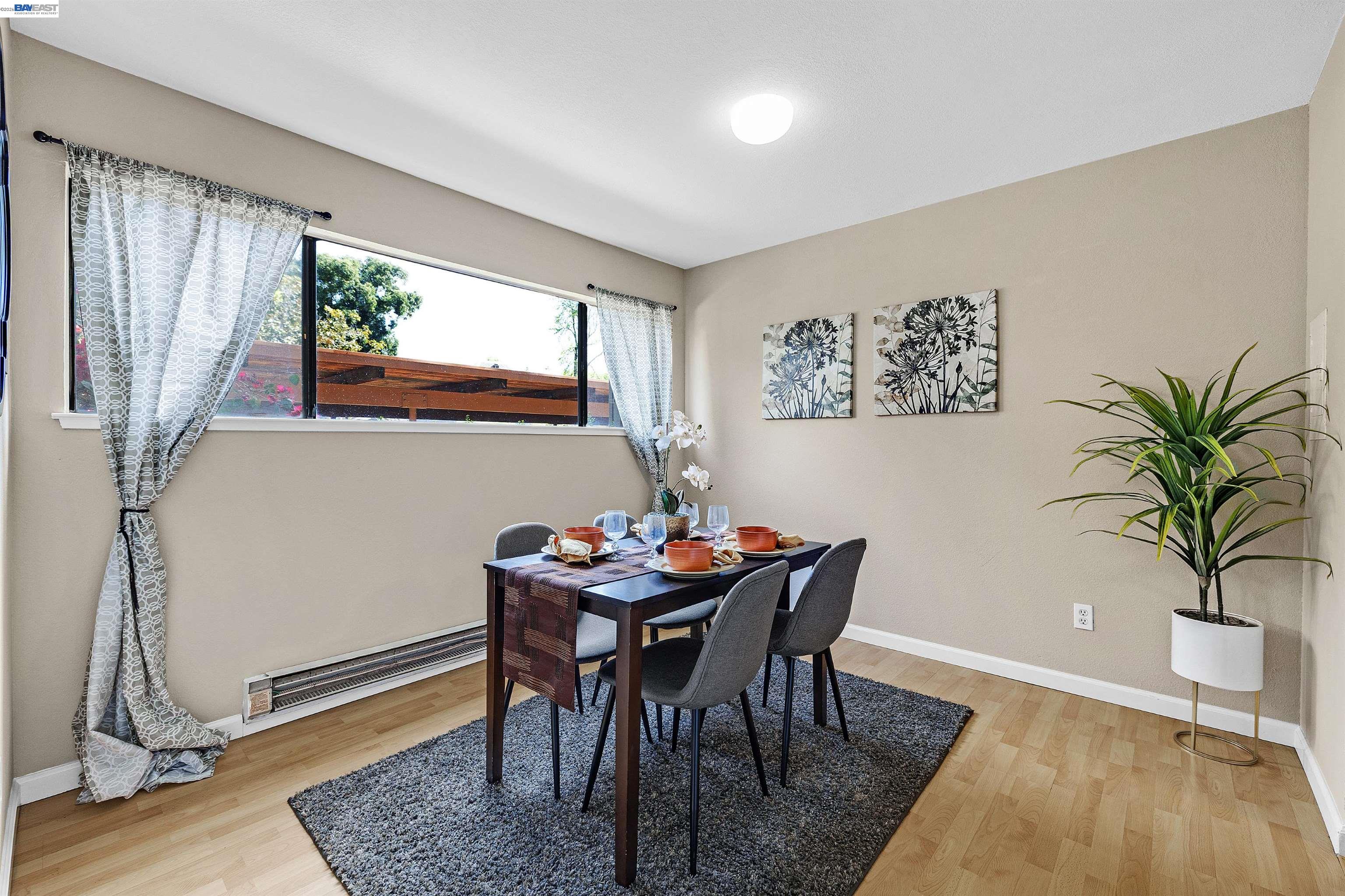 Photo #4: 41129157 Listing: Photo #4