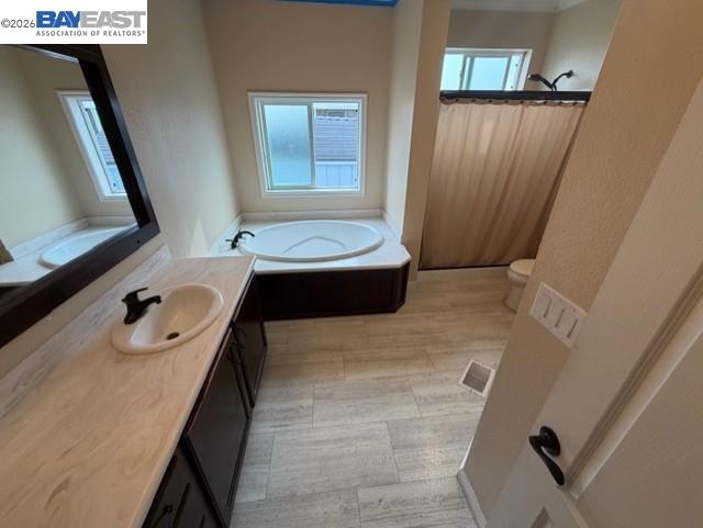 Detail Gallery Image 13 of 21 For 426 Honolulu Circle, Union City,  CA 94587 - 3 Beds | 2 Baths