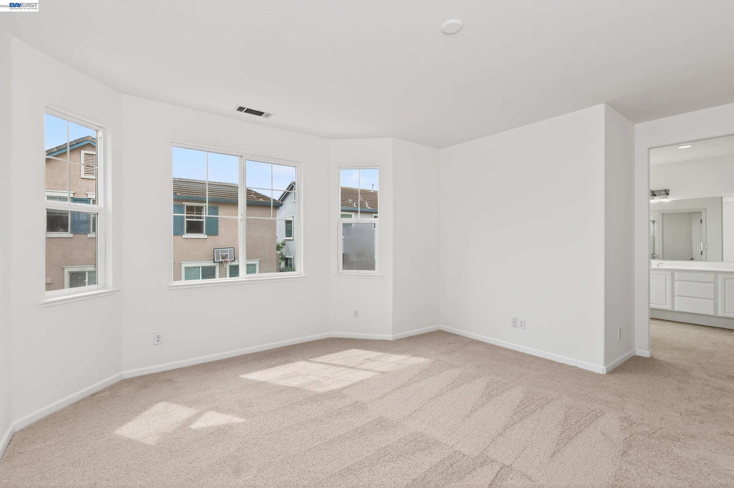 Detail Gallery Image 29 of 49 For 253 Balsam St, Pittsburg,  CA 94565 - 4 Beds | 2/1 Baths