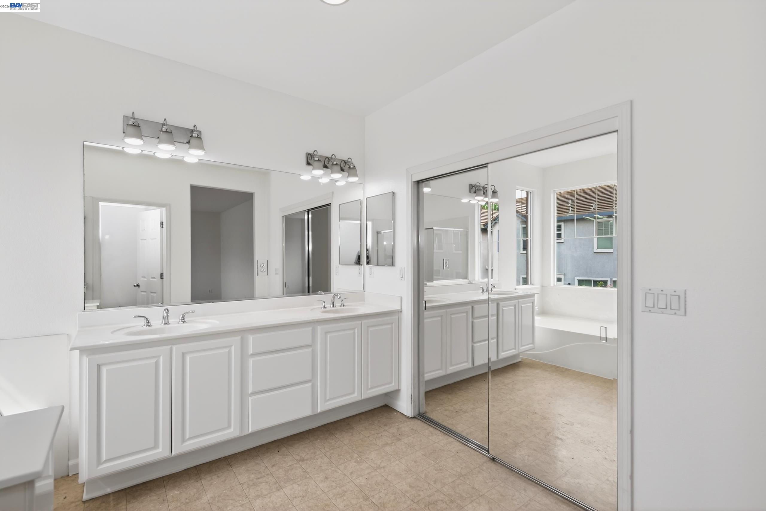 Detail Gallery Image 31 of 49 For 253 Balsam St, Pittsburg,  CA 94565 - 4 Beds | 2/1 Baths