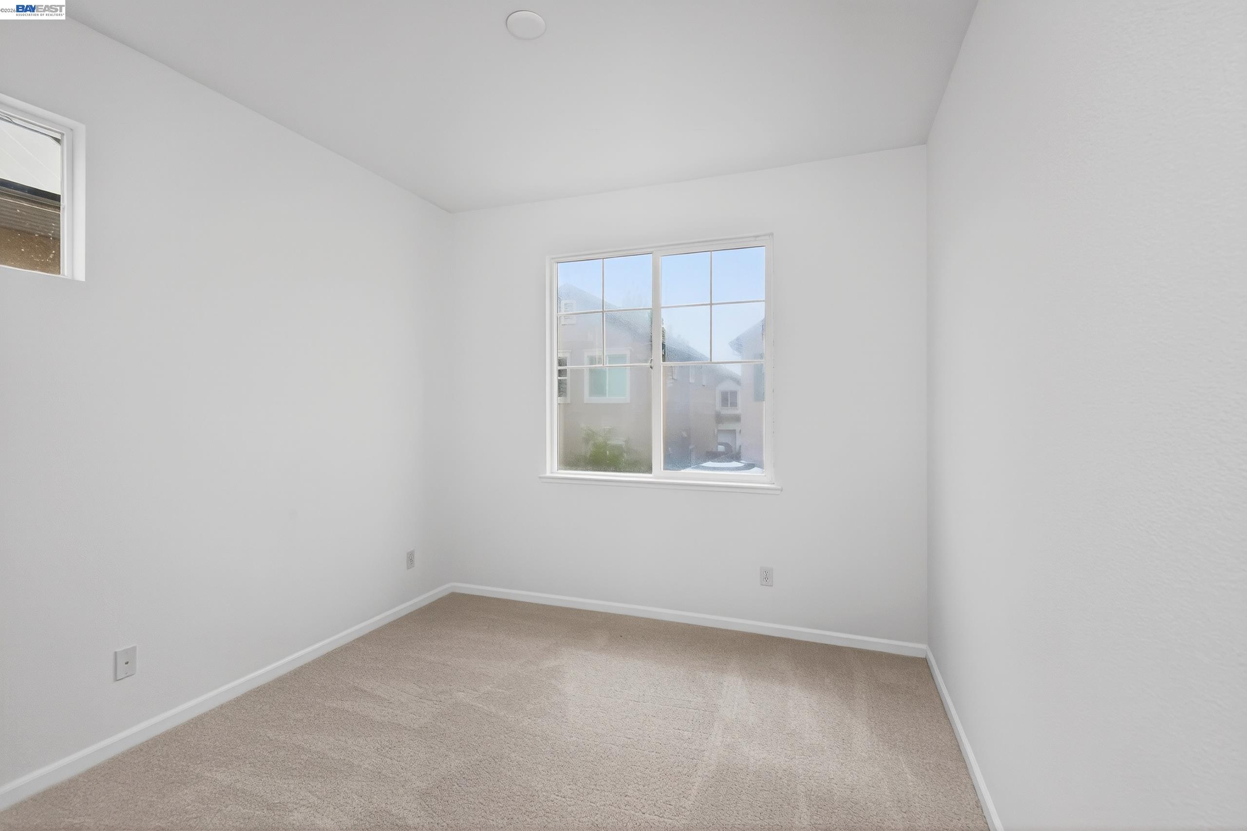 Detail Gallery Image 34 of 49 For 253 Balsam St, Pittsburg,  CA 94565 - 4 Beds | 2/1 Baths