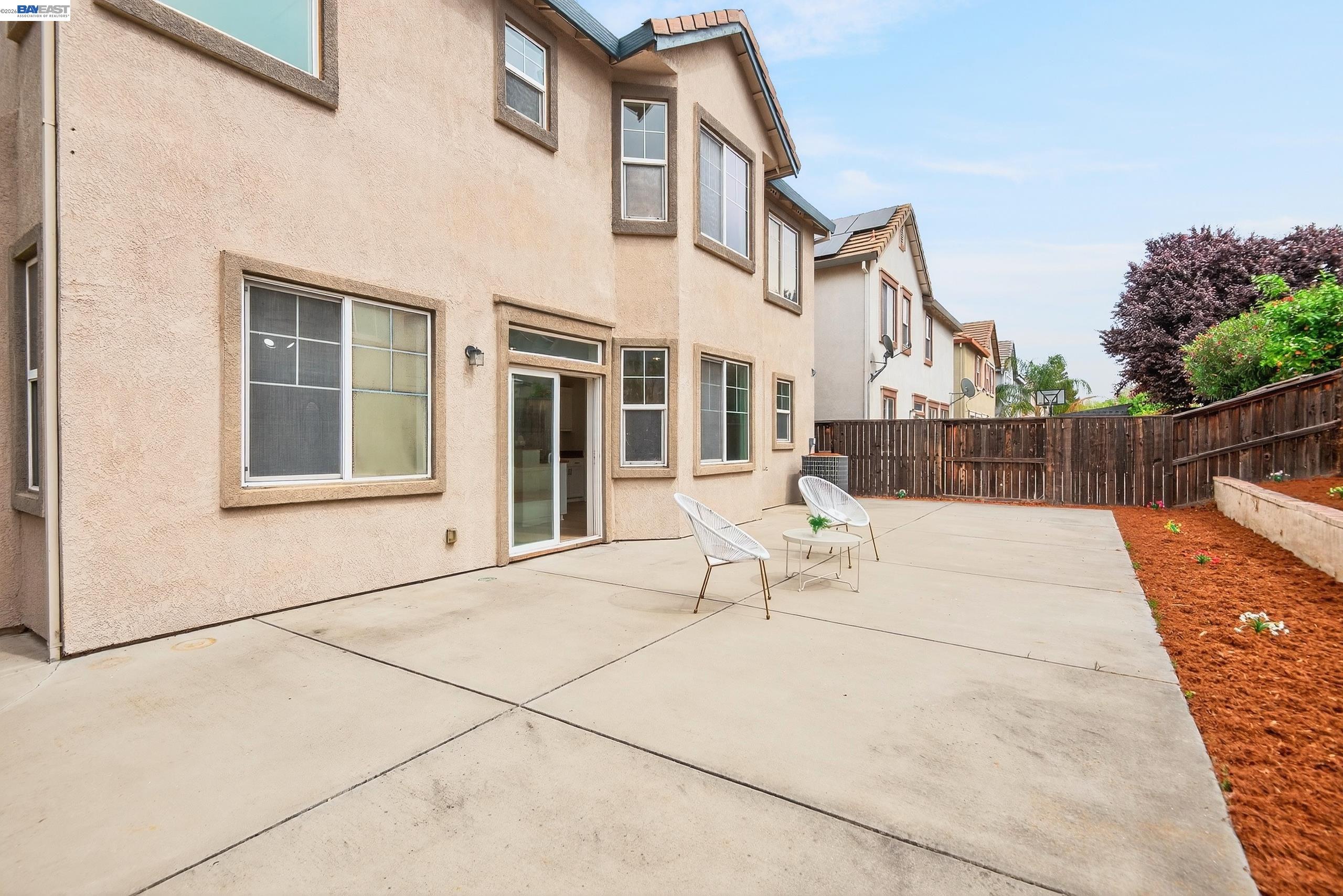 Detail Gallery Image 43 of 49 For 253 Balsam St, Pittsburg,  CA 94565 - 4 Beds | 2/1 Baths