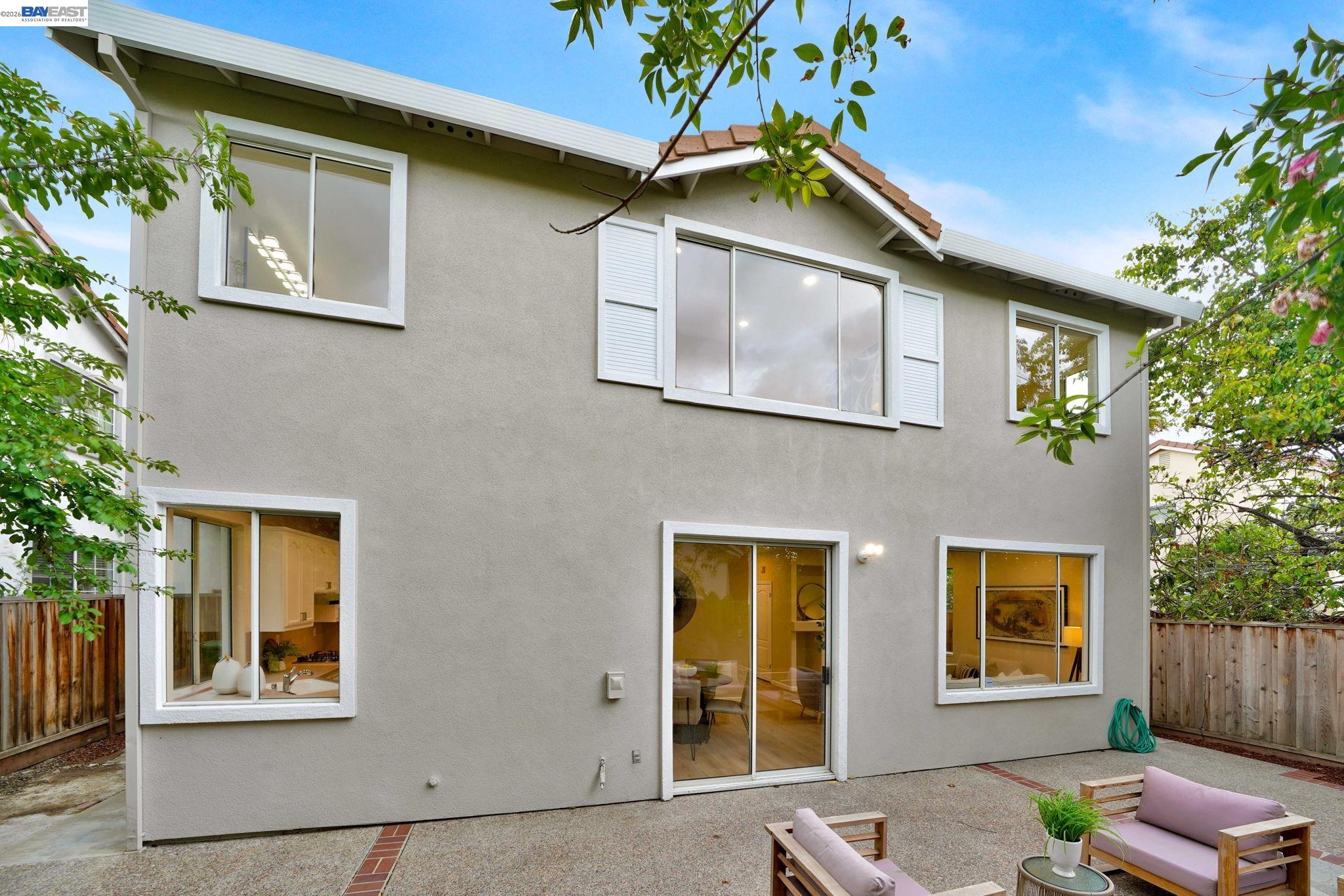 Detail Gallery Image 25 of 33 For 37489 Summer Holly Cmn, Fremont,  CA 94536 - 4 Beds | 2/1 Baths