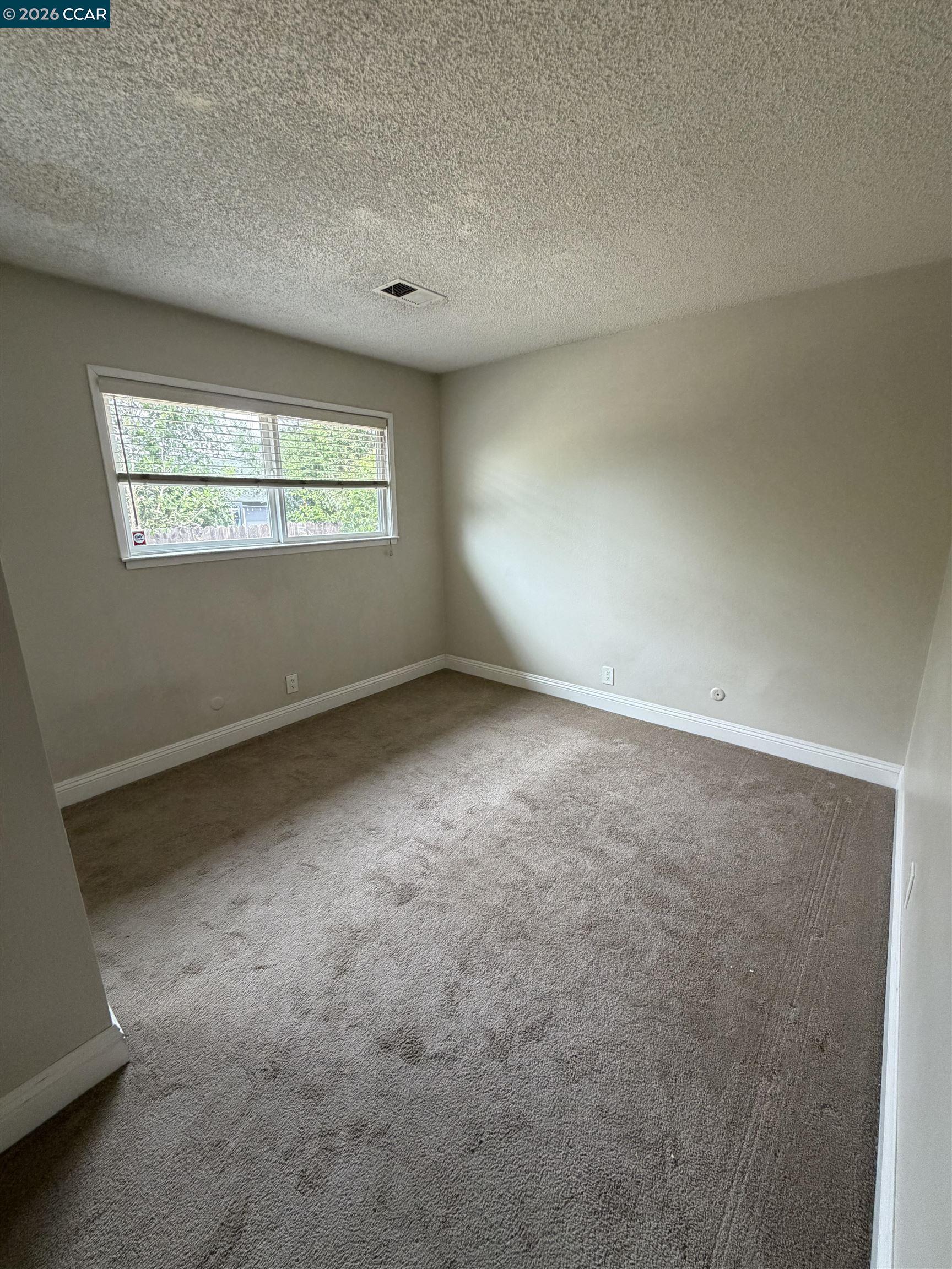 Detail Gallery Image 14 of 30 For 1209 Saint Louis, Concord,  CA 94518-3930 - 3 Beds | 2 Baths