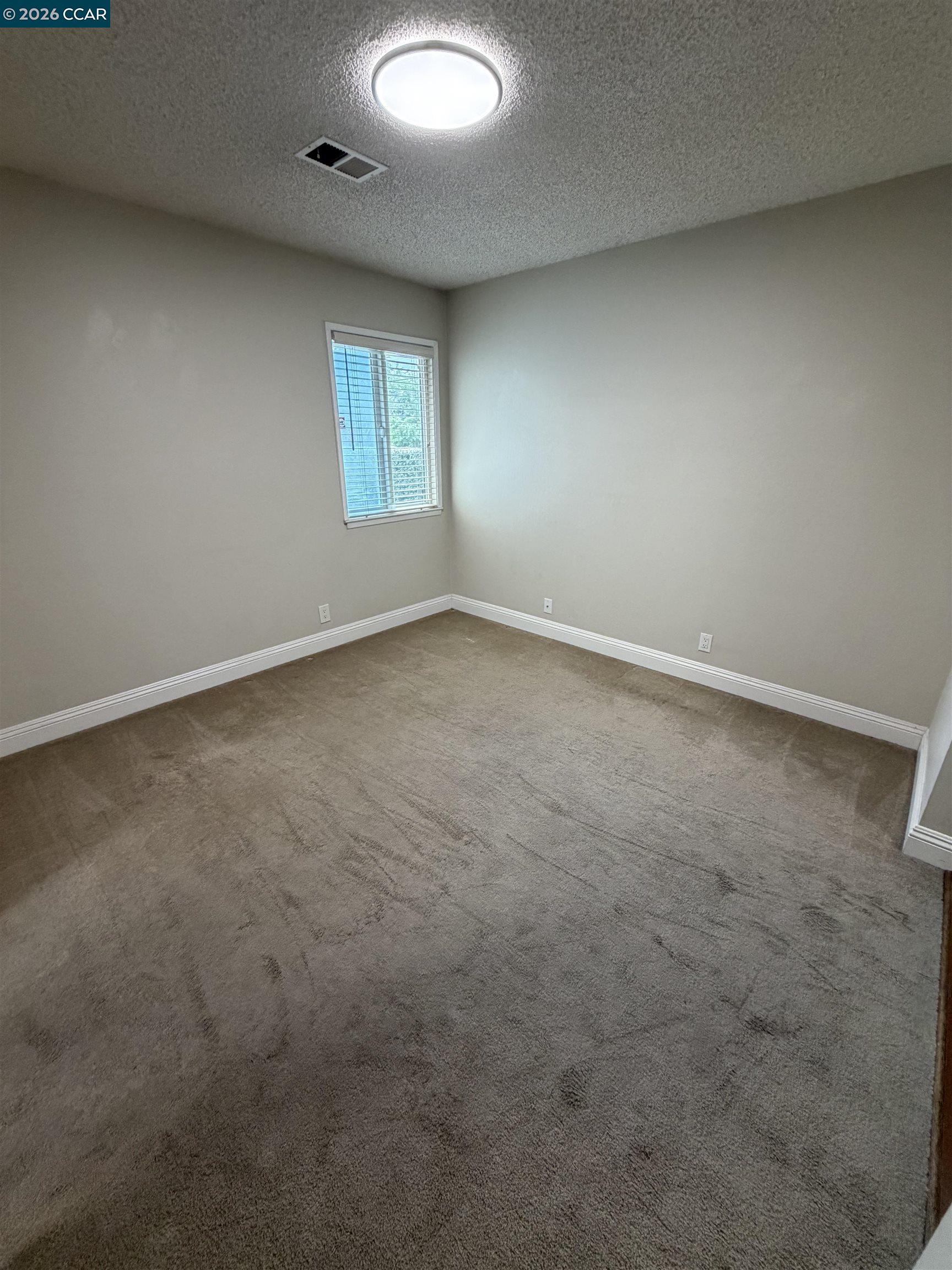 Detail Gallery Image 7 of 30 For 1209 Saint Louis, Concord,  CA 94518-3930 - 3 Beds | 2 Baths