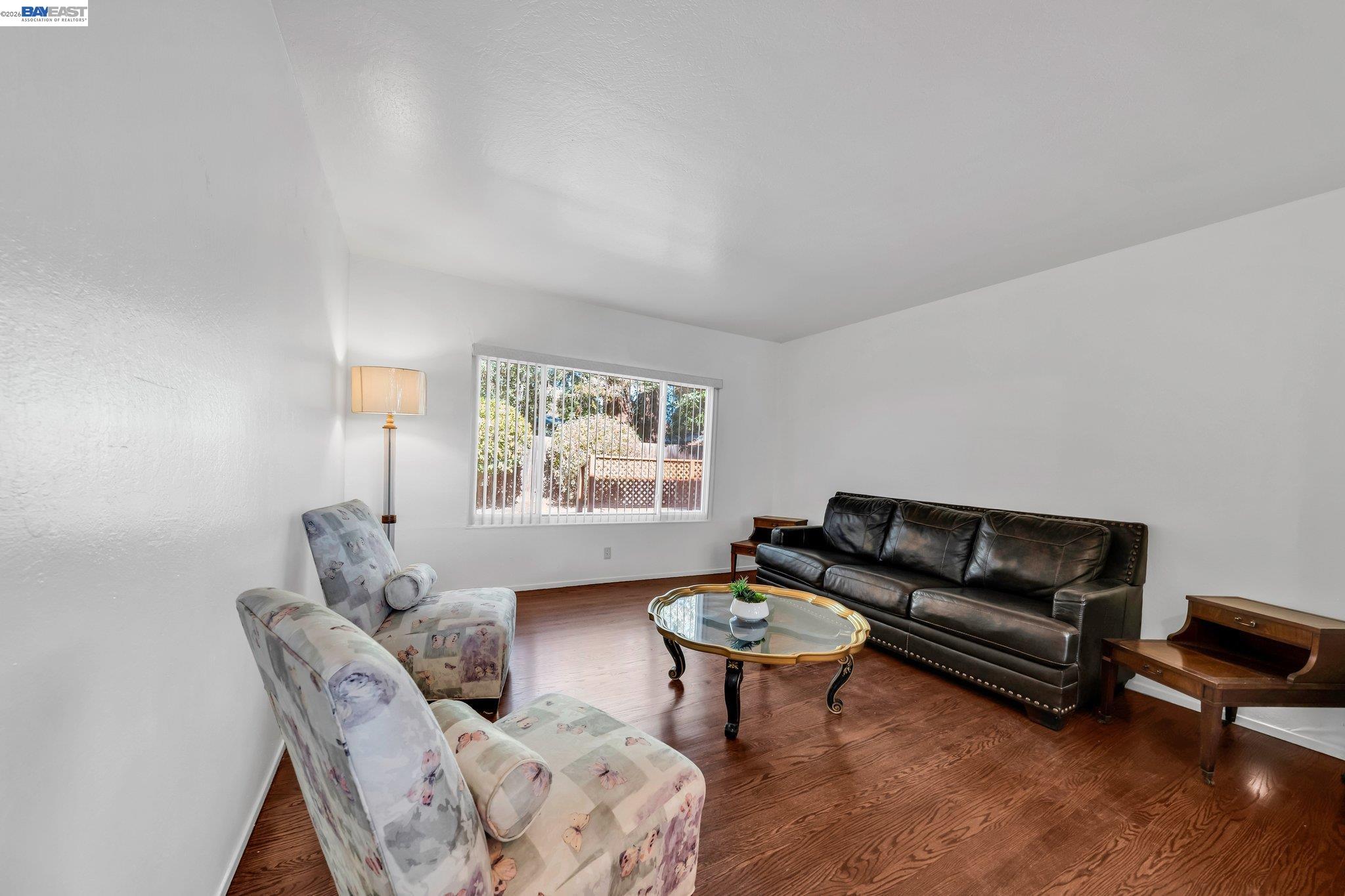 Detail Gallery Image 18 of 24 For 1810 Boxwood Dr, Concord,  CA 94519 - 5 Beds | 2/1 Baths