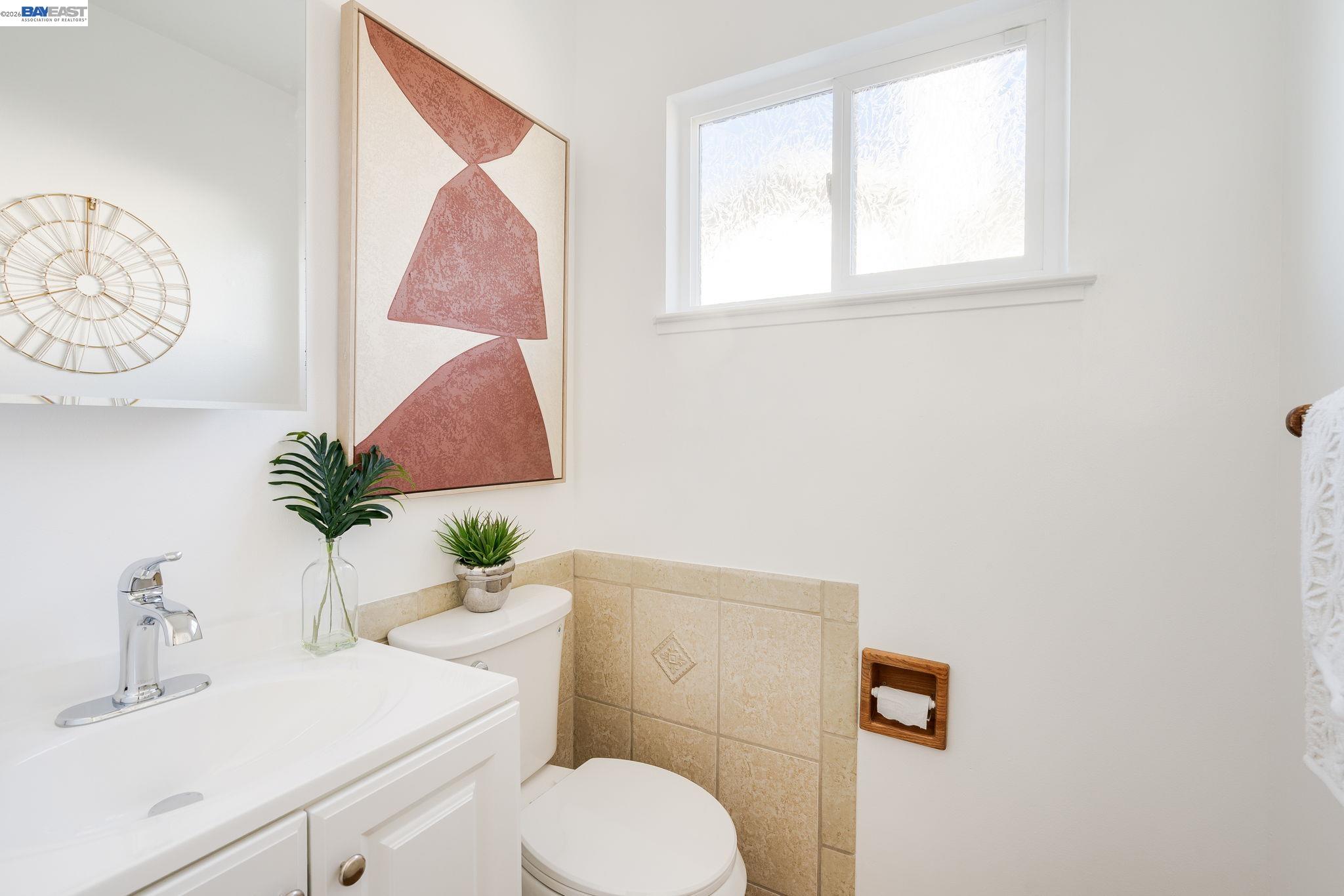 Detail Gallery Image 22 of 45 For 7172 Amador Valley Blvd, Dublin,  CA 94568 - 4 Beds | 2/1 Baths