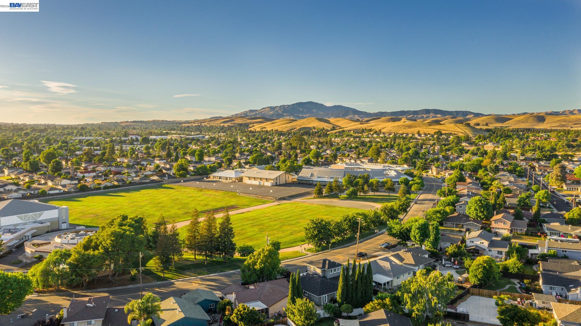 Detail Gallery Image 42 of 45 For 7172 Amador Valley Blvd, Dublin,  CA 94568 - 4 Beds | 2/1 Baths