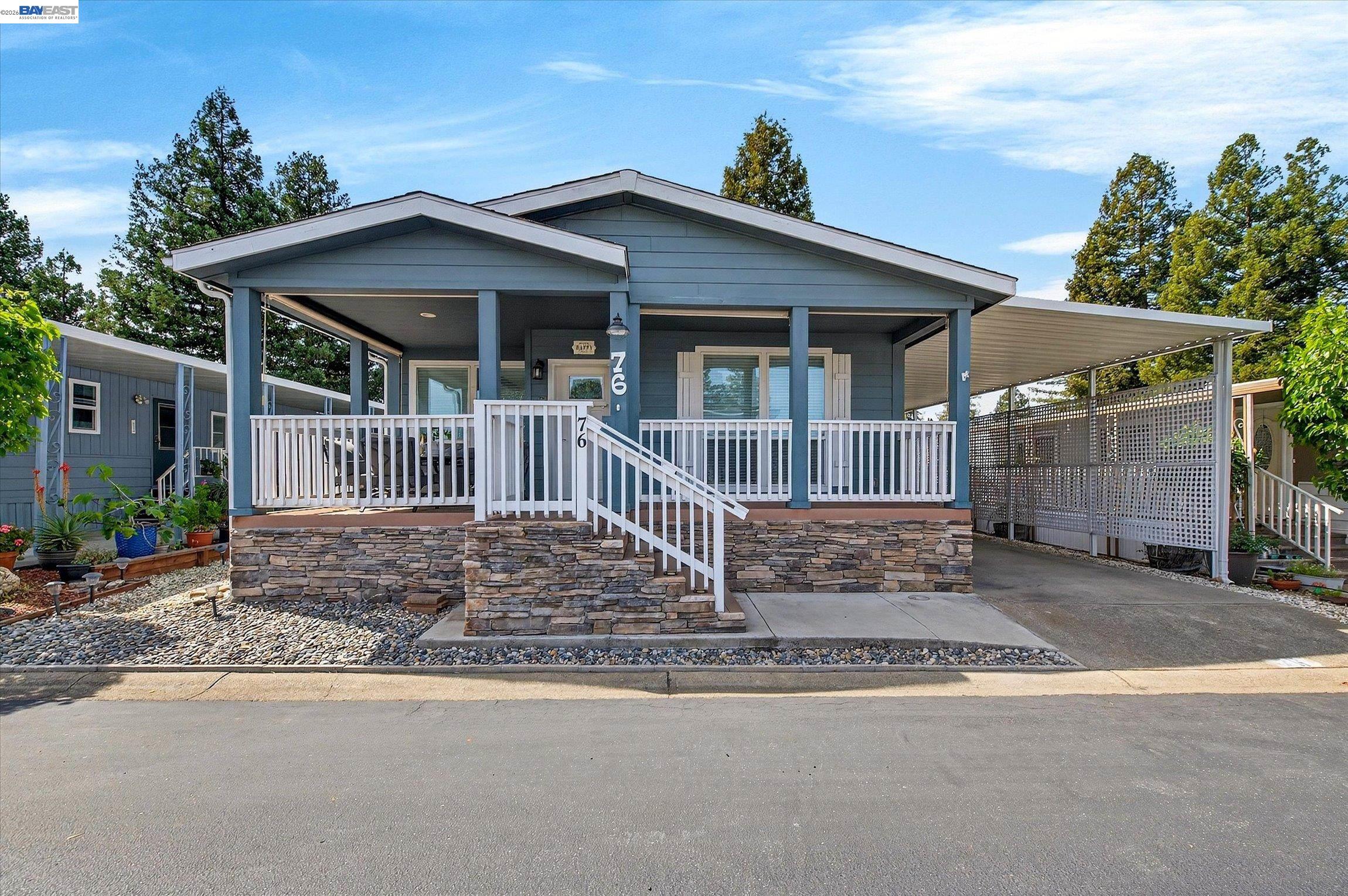 Detail Gallery Image 2 of 33 For 3231 Vineyard Ave #76,  Pleasanton,  CA 94566 - 3 Beds | 2 Baths