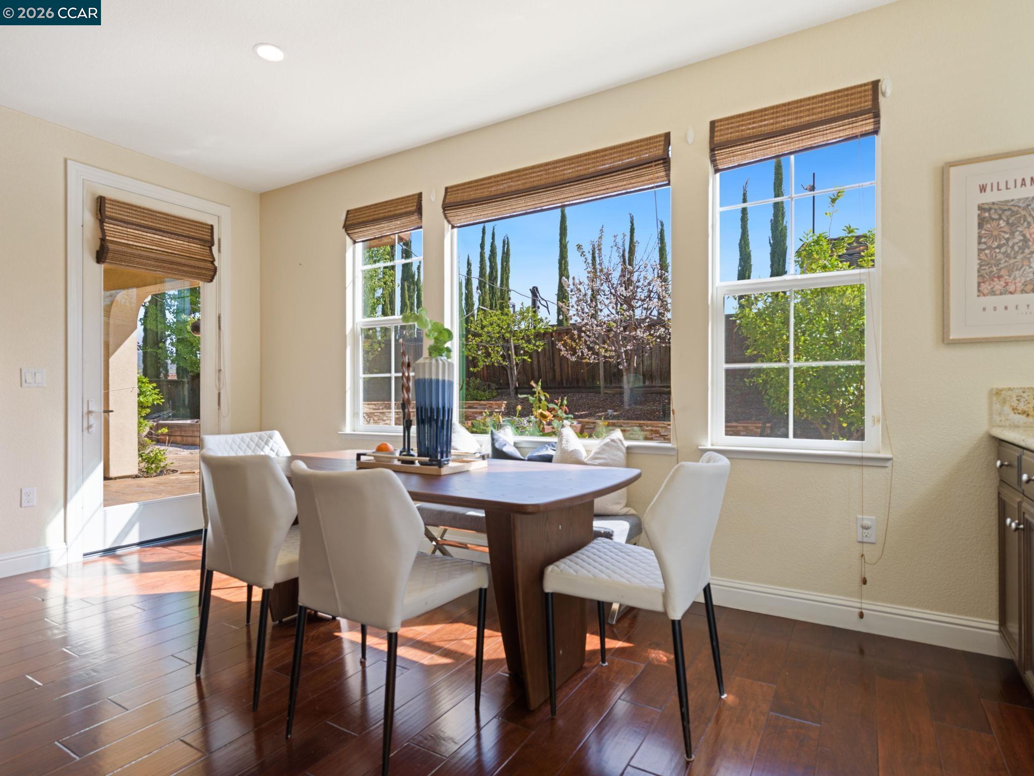 Detail Gallery Image 20 of 60 For 2854 Lowell Ct, San Jose,  CA 95121 - 5 Beds | 4/1 Baths