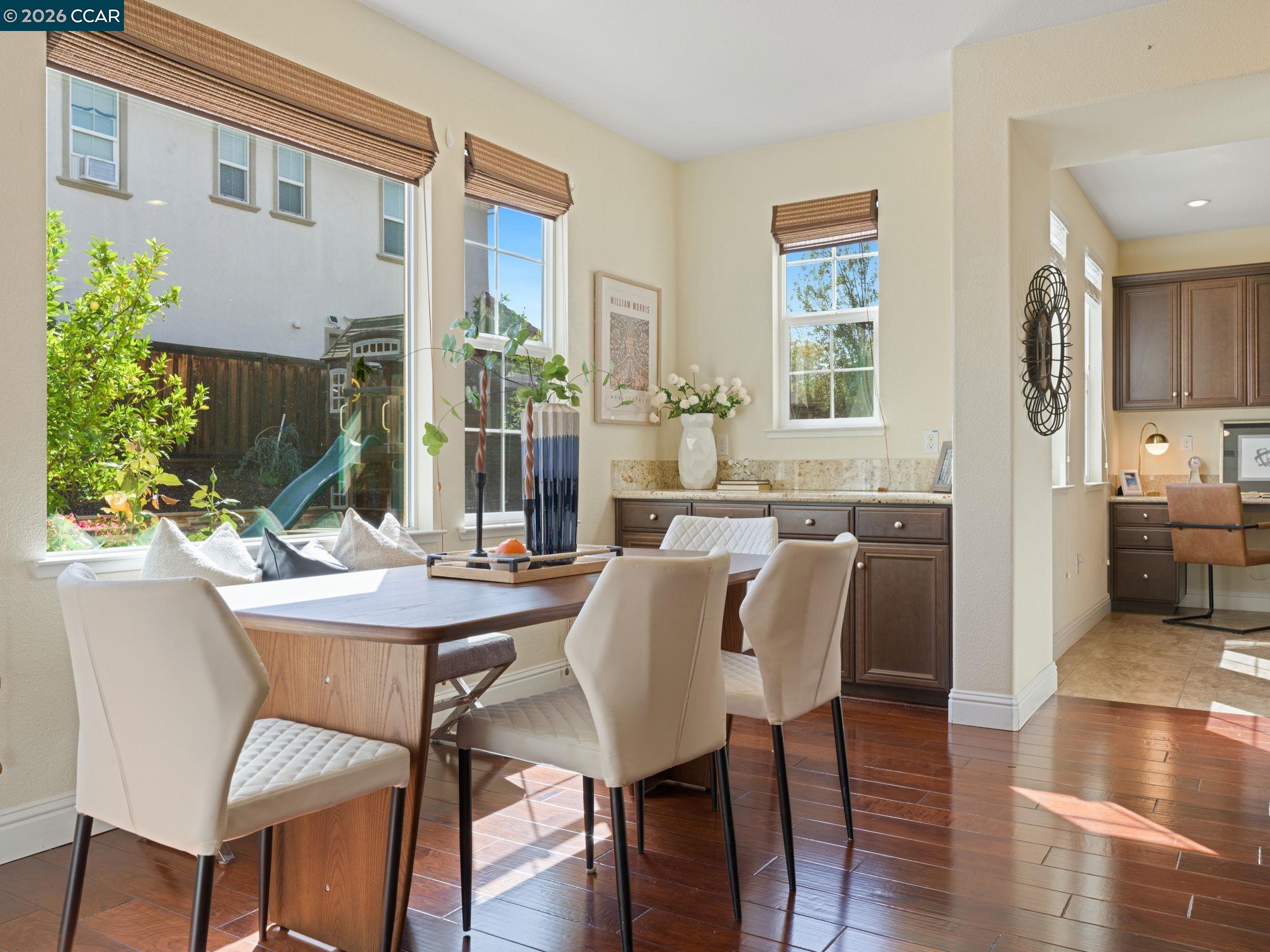 Detail Gallery Image 21 of 60 For 2854 Lowell Ct, San Jose,  CA 95121 - 5 Beds | 4/1 Baths