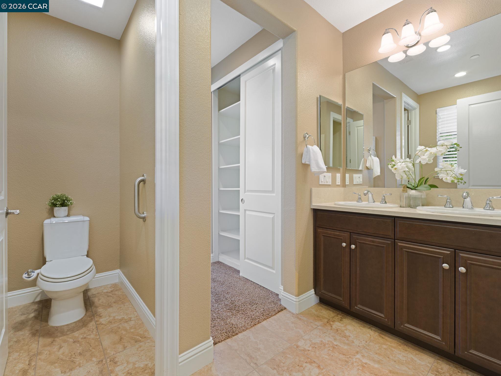 Detail Gallery Image 30 of 60 For 2854 Lowell Ct, San Jose,  CA 95121 - 5 Beds | 4/1 Baths