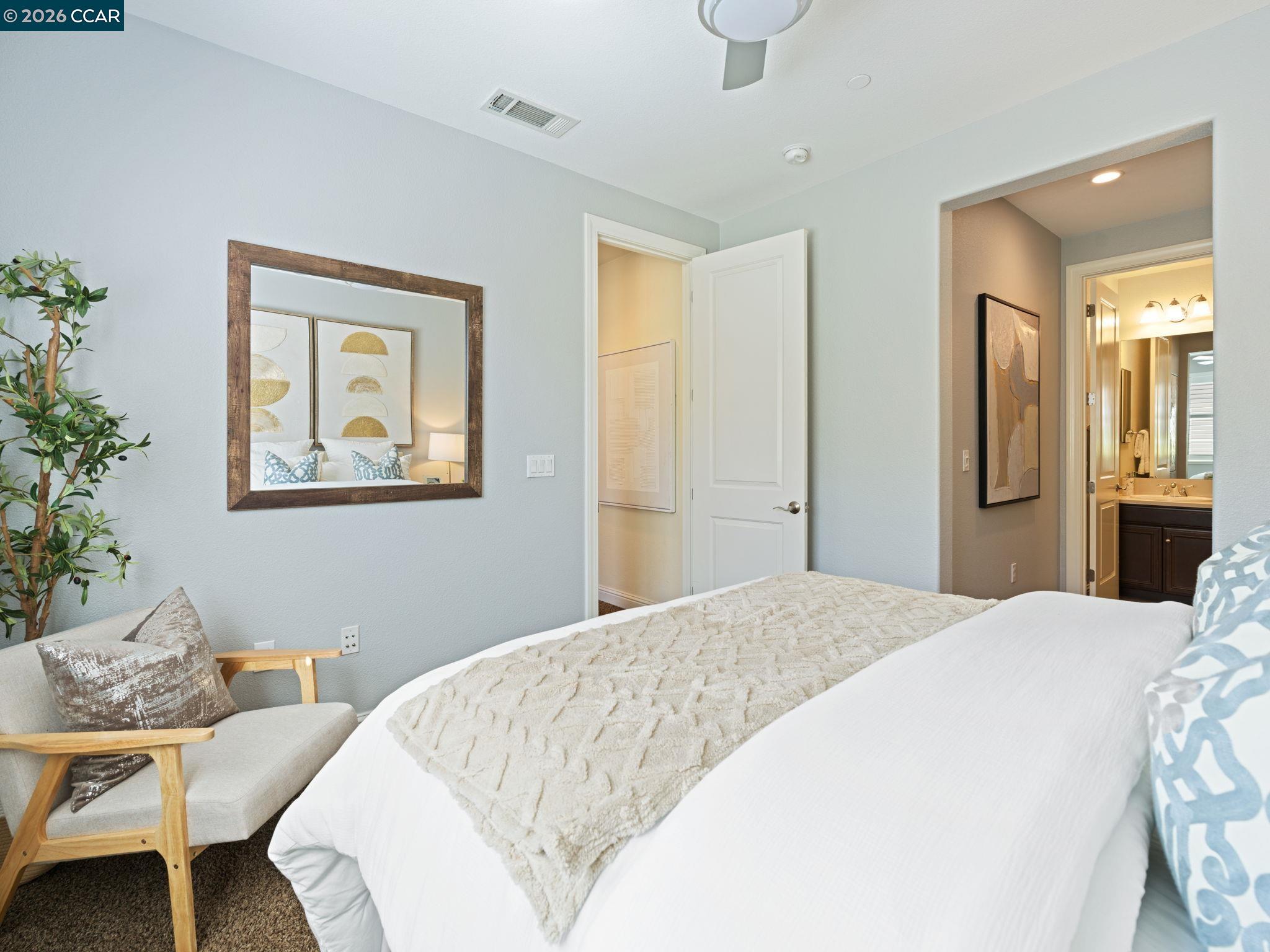 Detail Gallery Image 33 of 60 For 2854 Lowell Ct, San Jose,  CA 95121 - 5 Beds | 4/1 Baths