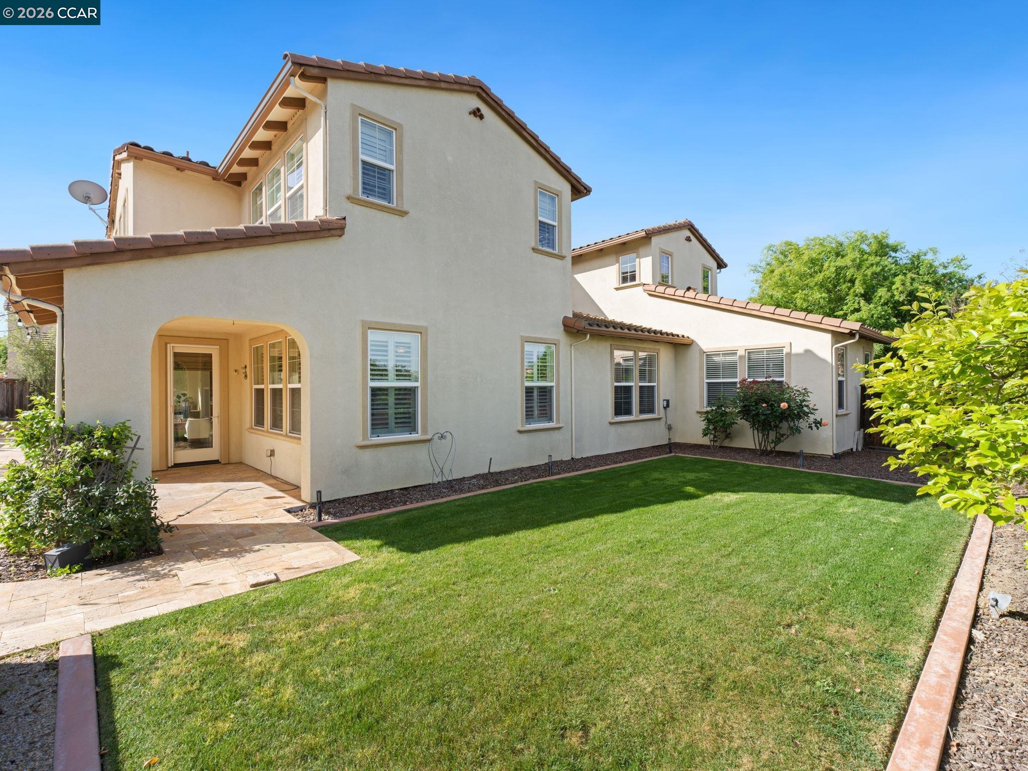 Detail Gallery Image 42 of 60 For 2854 Lowell Ct, San Jose,  CA 95121 - 5 Beds | 4/1 Baths