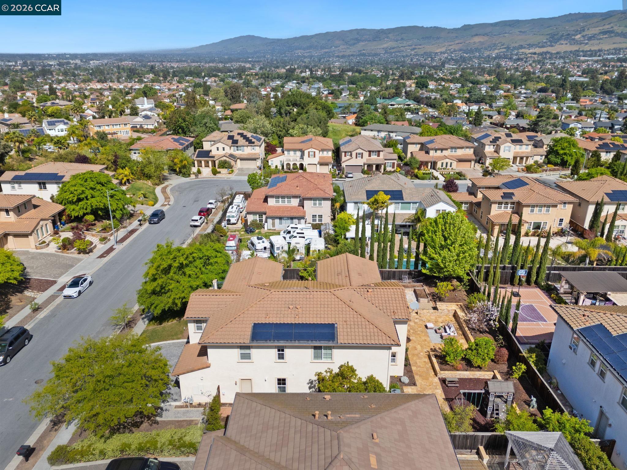 Detail Gallery Image 51 of 60 For 2854 Lowell Ct, San Jose,  CA 95121 - 5 Beds | 4/1 Baths
