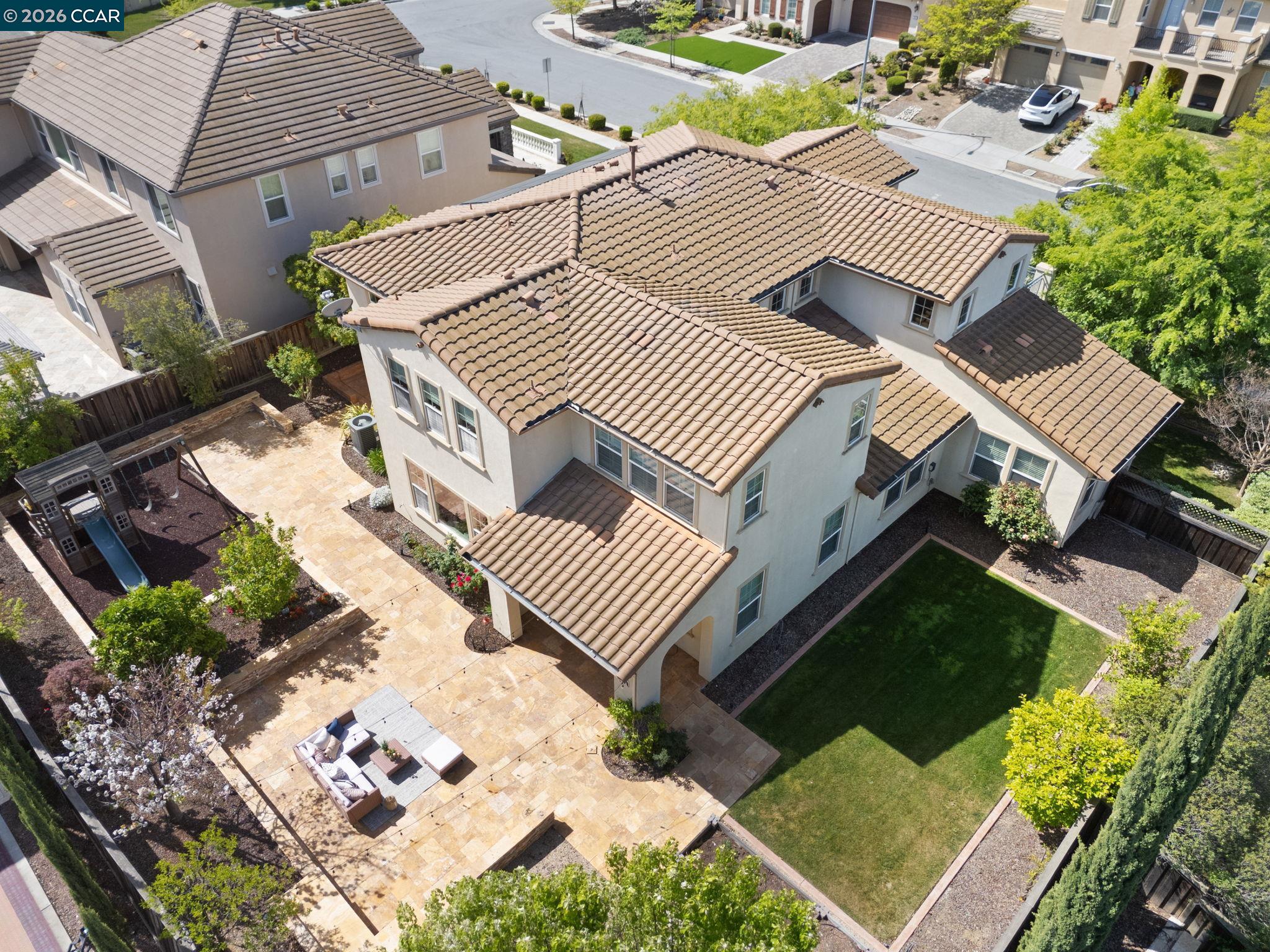 Detail Gallery Image 55 of 60 For 2854 Lowell Ct, San Jose,  CA 95121 - 5 Beds | 4/1 Baths