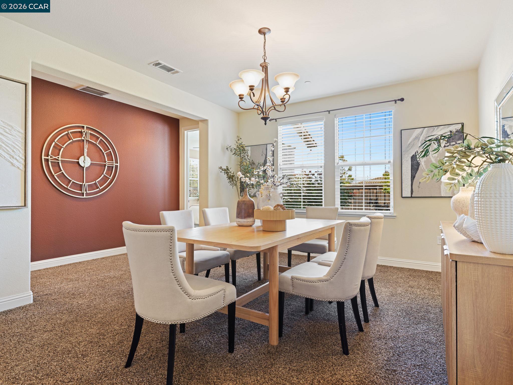 Detail Gallery Image 8 of 60 For 2854 Lowell Ct, San Jose,  CA 95121 - 5 Beds | 4/1 Baths