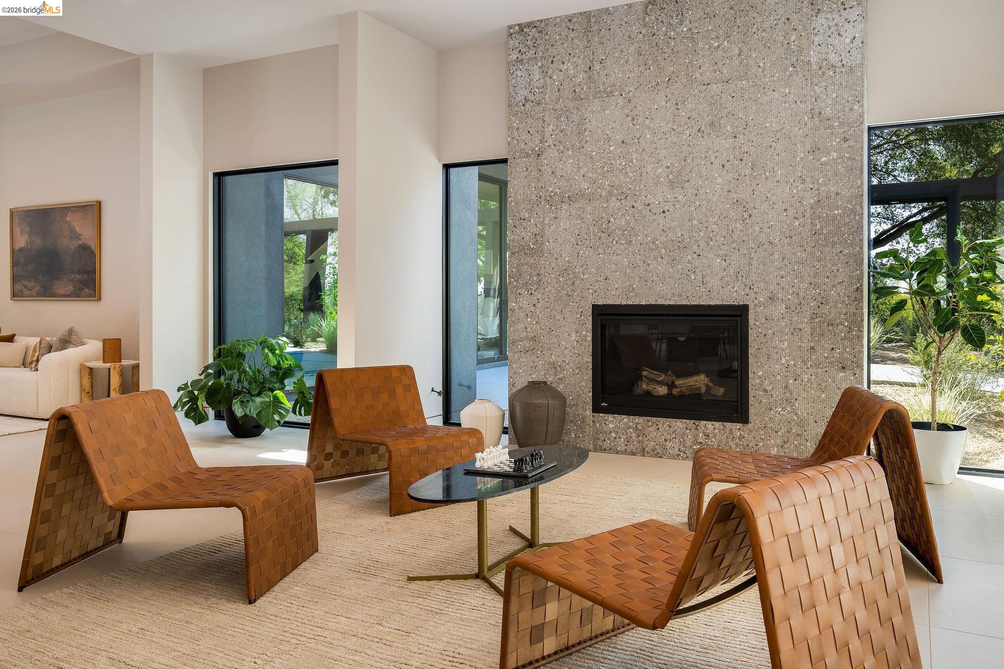 Detail Gallery Image 14 of 60 For 5645 Bacon Rd, Oakland,  CA 94619 - 6 Beds | 7/2 Baths