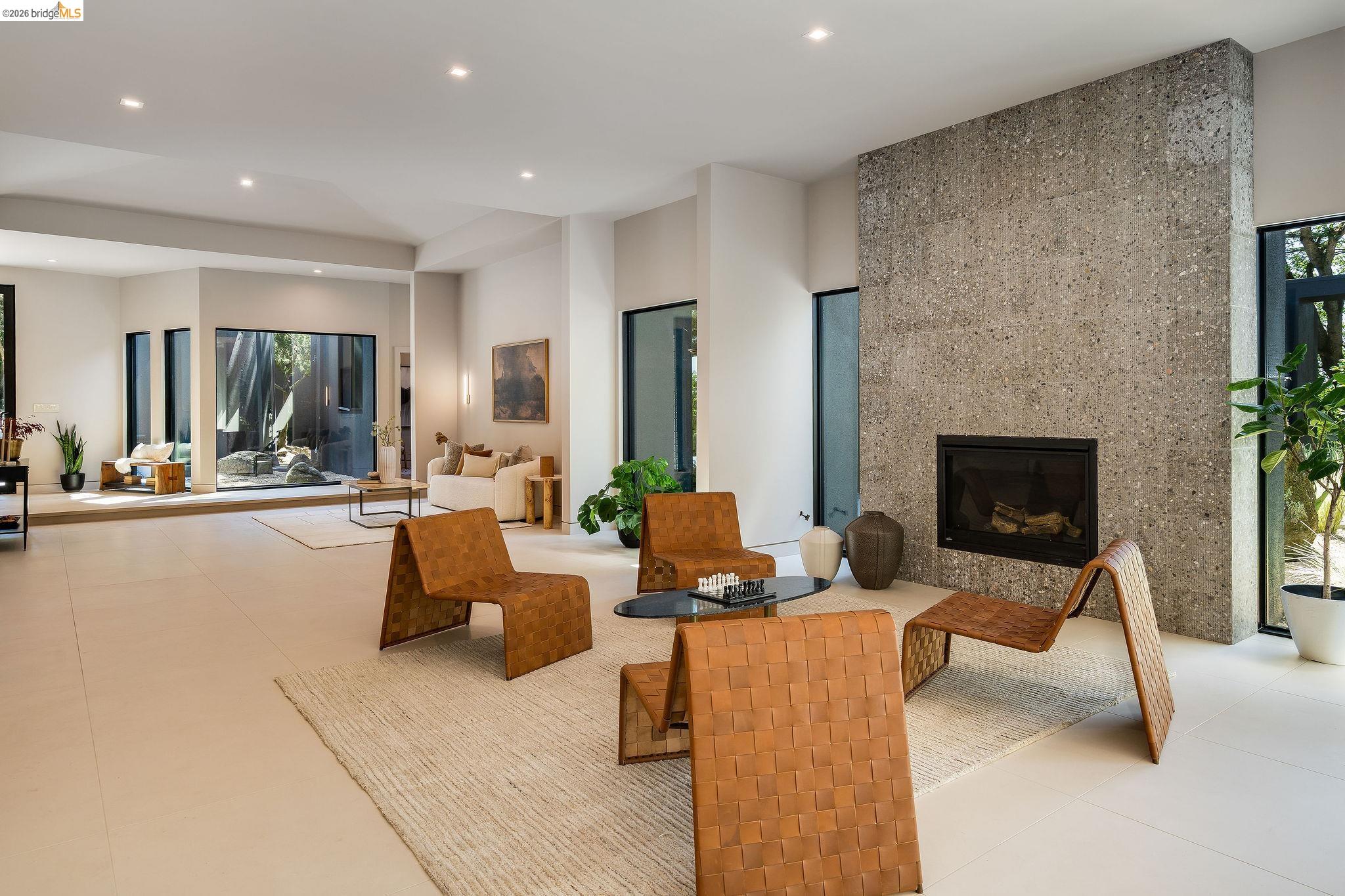 Detail Gallery Image 15 of 60 For 5645 Bacon Rd, Oakland,  CA 94619 - 6 Beds | 7/2 Baths