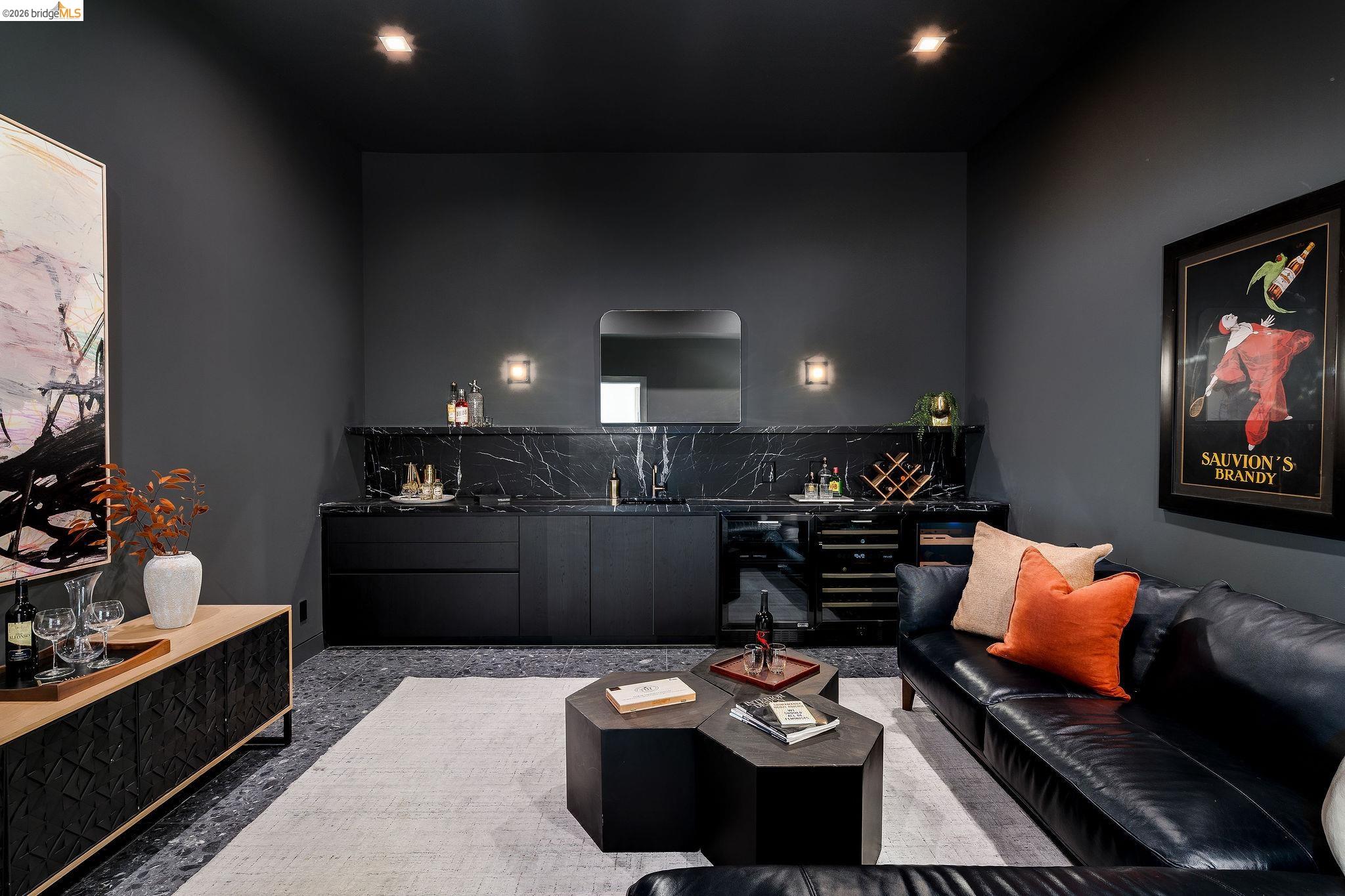 Detail Gallery Image 20 of 60 For 5645 Bacon Rd, Oakland,  CA 94619 - 6 Beds | 7/2 Baths