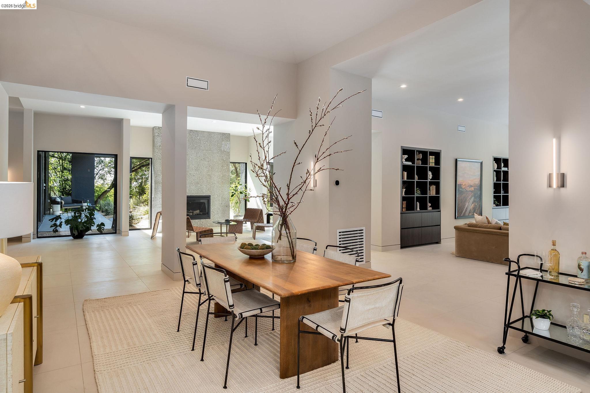 Detail Gallery Image 22 of 60 For 5645 Bacon Rd, Oakland,  CA 94619 - 6 Beds | 7/2 Baths