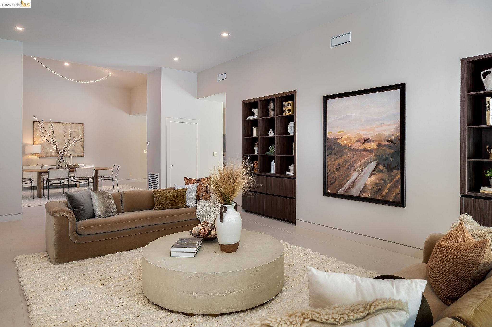 Detail Gallery Image 25 of 60 For 5645 Bacon Rd, Oakland,  CA 94619 - 6 Beds | 7/2 Baths