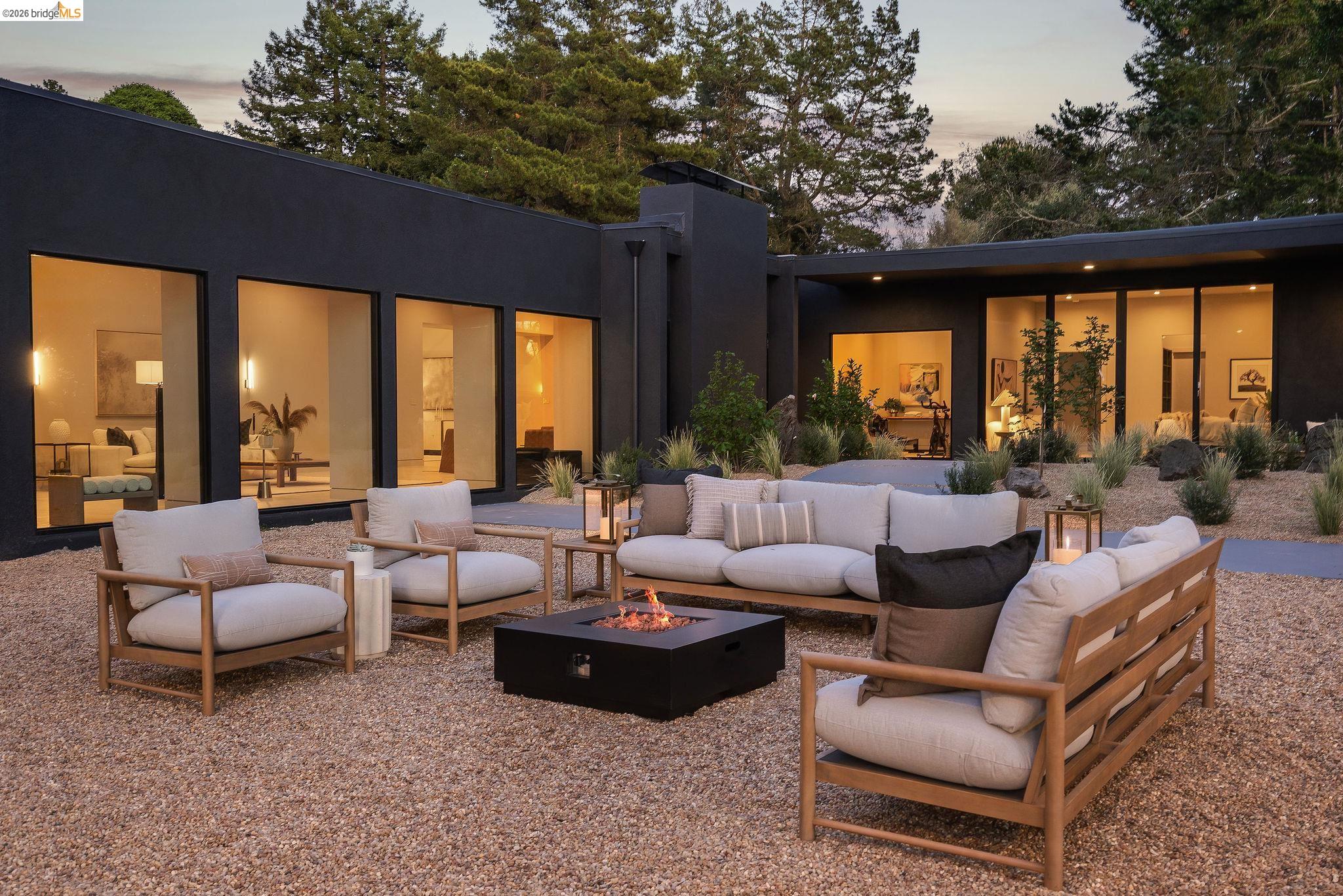 Detail Gallery Image 51 of 60 For 5645 Bacon Rd, Oakland,  CA 94619 - 6 Beds | 7/2 Baths