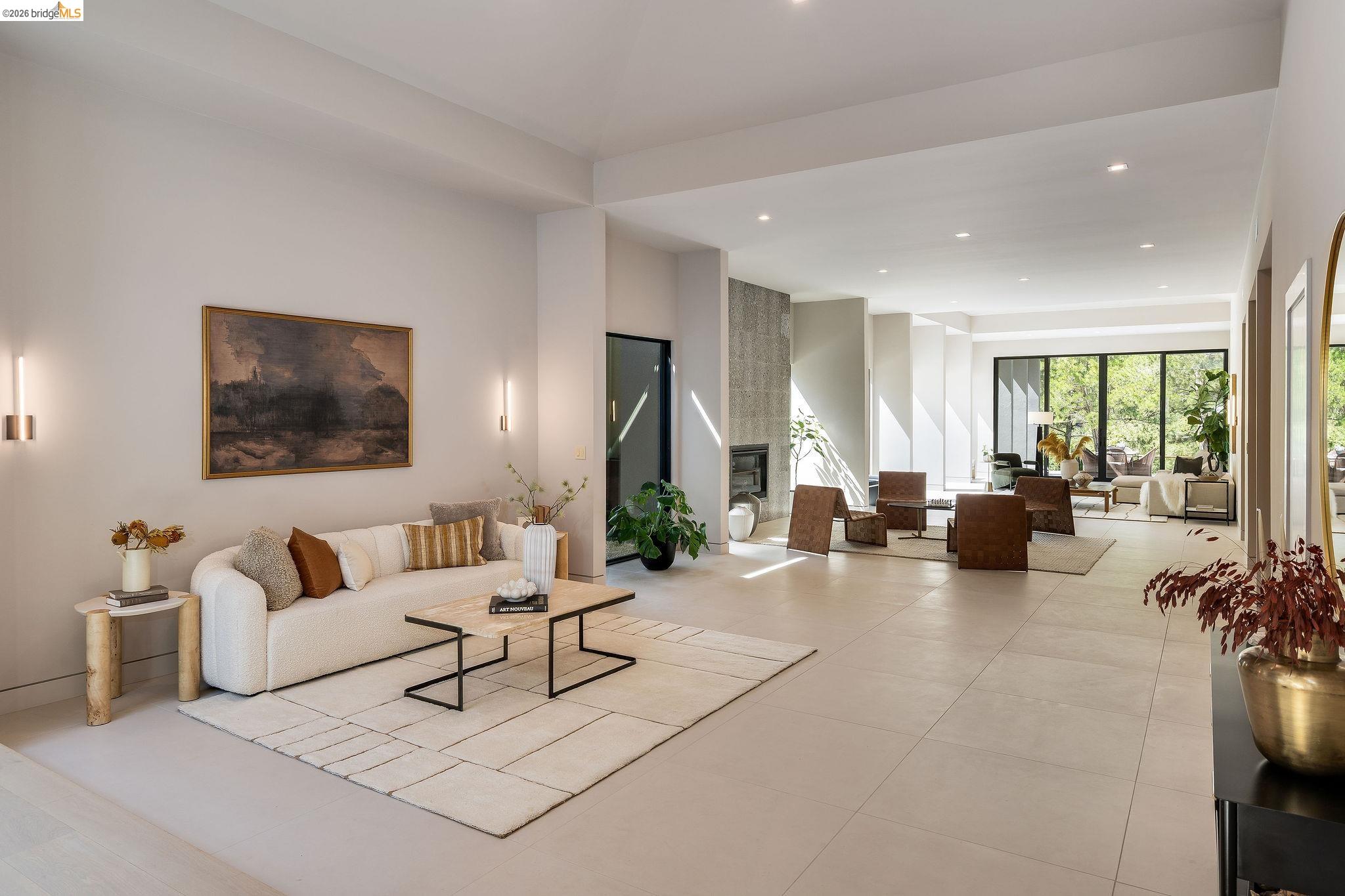 Detail Gallery Image 9 of 60 For 5645 Bacon Rd, Oakland,  CA 94619 - 6 Beds | 7/2 Baths