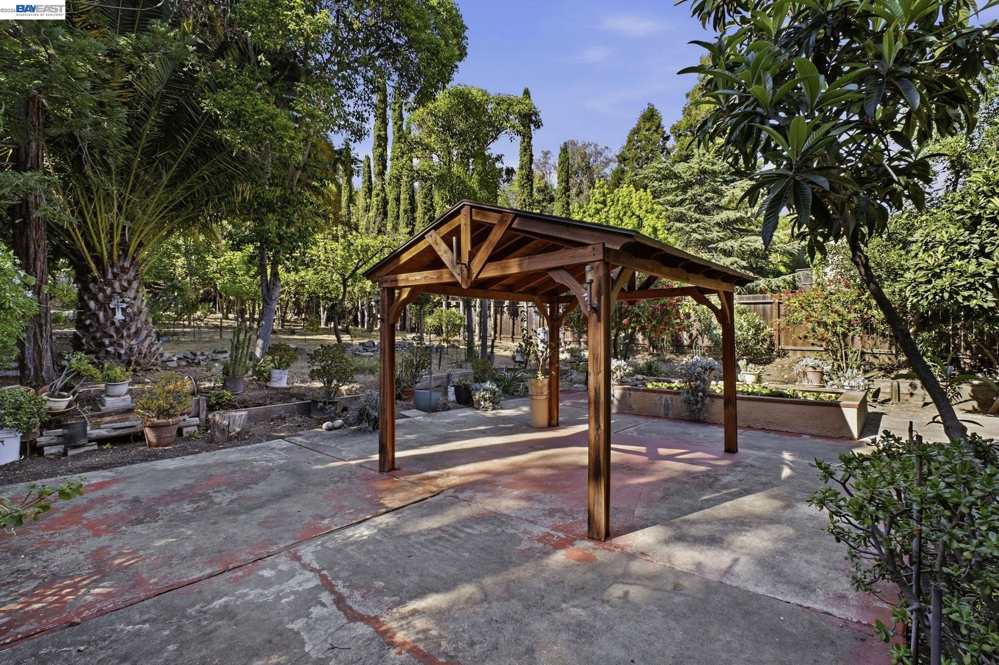 Detail Gallery Image 39 of 48 For 410 Monaco Ave, Union City,  CA 94587 - 4 Beds | 2/1 Baths