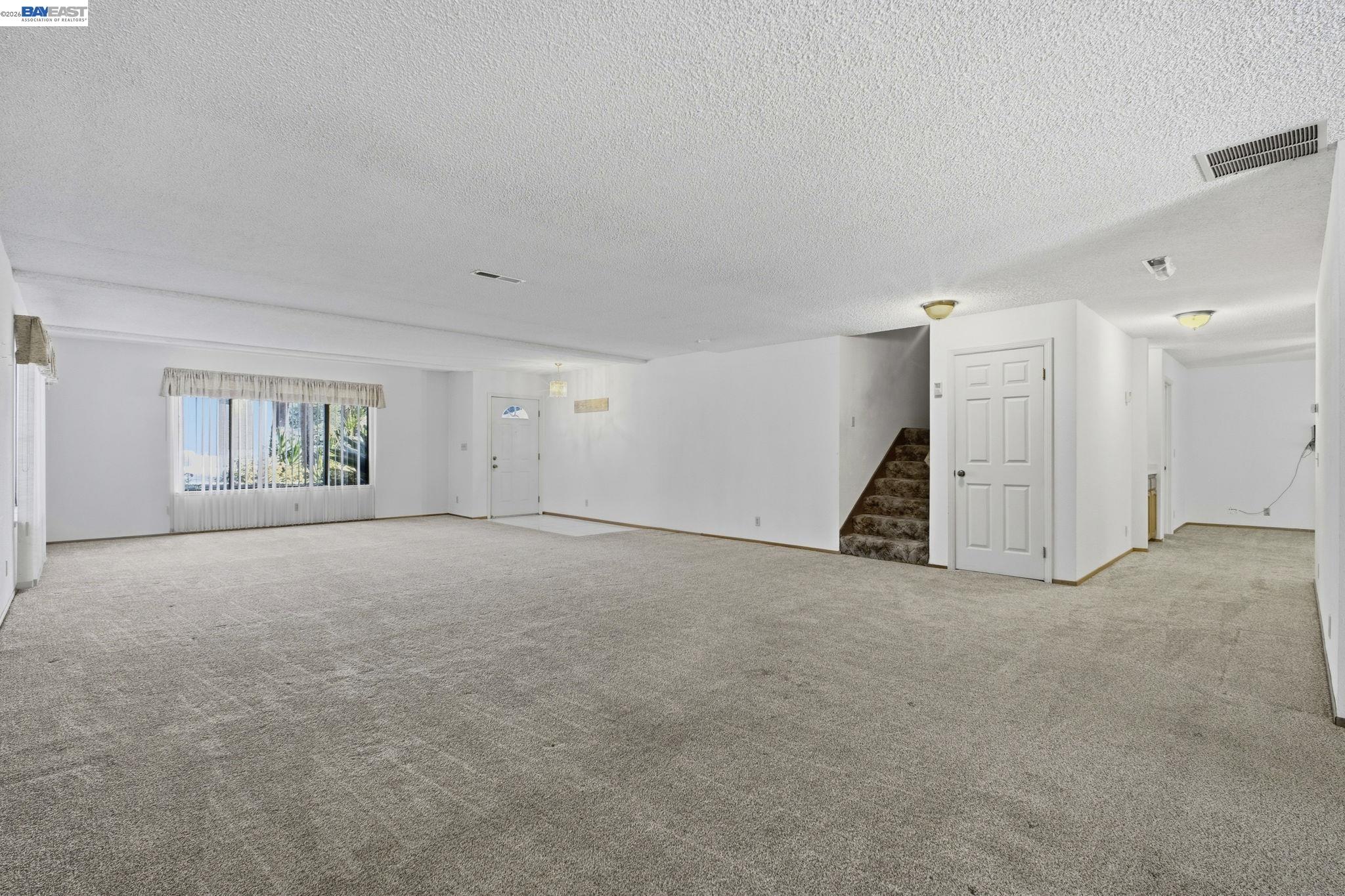 Detail Gallery Image 7 of 48 For 410 Monaco Ave, Union City,  CA 94587 - 4 Beds | 2/1 Baths