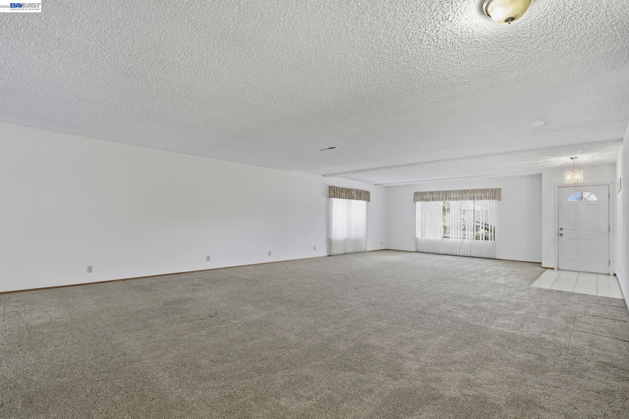 Detail Gallery Image 8 of 48 For 410 Monaco Ave, Union City,  CA 94587 - 4 Beds | 2/1 Baths