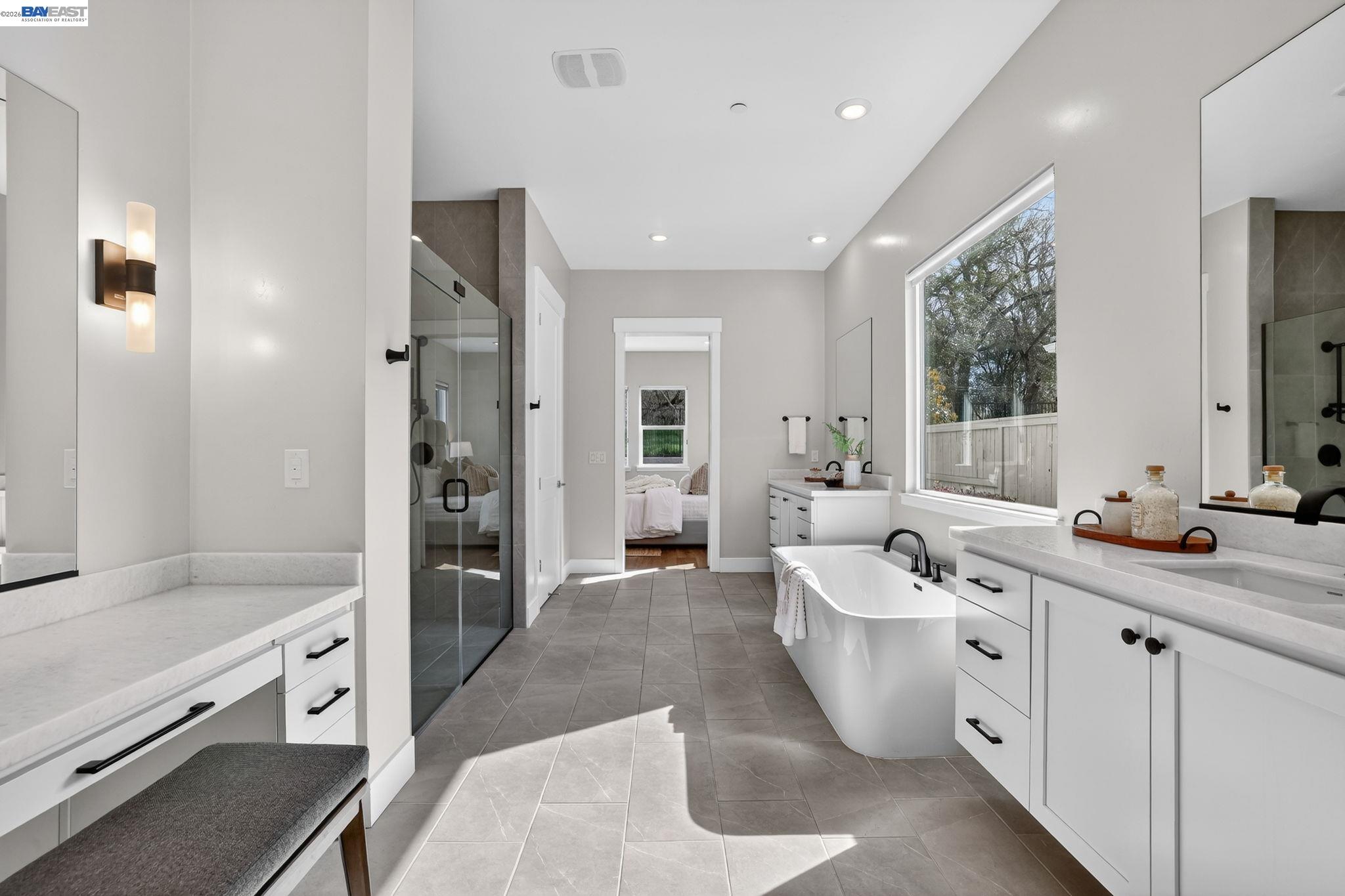 Detail Gallery Image 32 of 59 For 8675 Spikerush Ln, Granite Bay,  CA 95746 - 5 Beds | 3/1 Baths