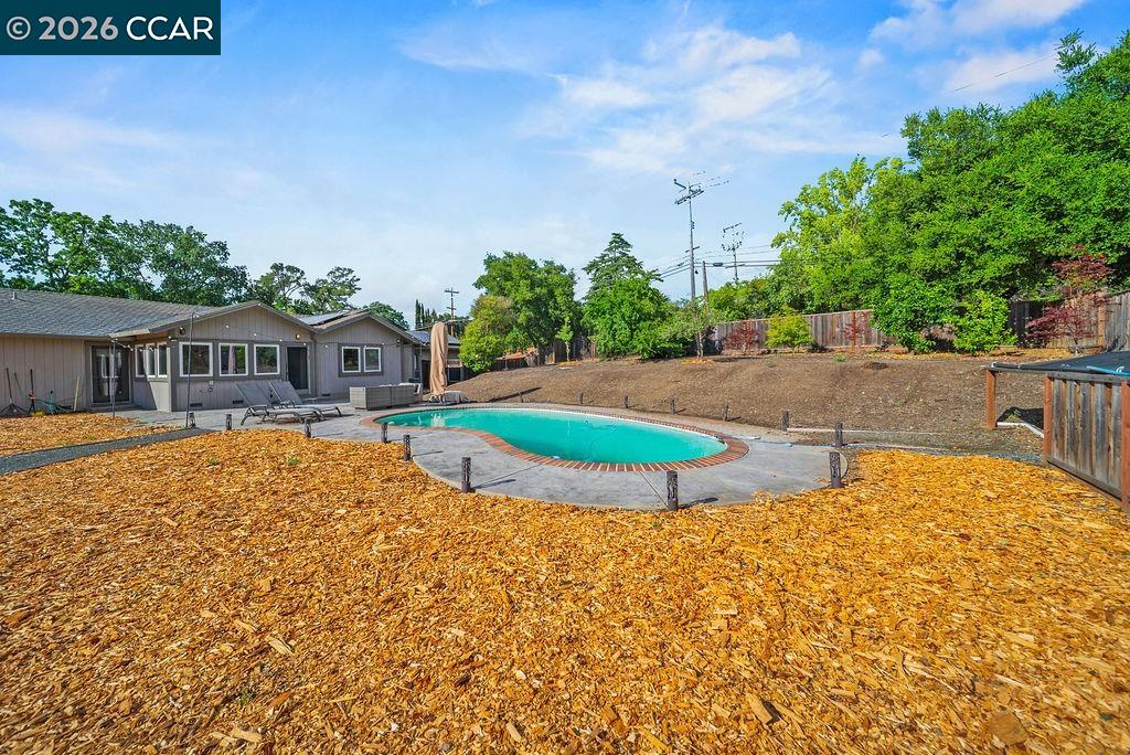 2000 Norris Rd, Walnut Creek, CA, 94596