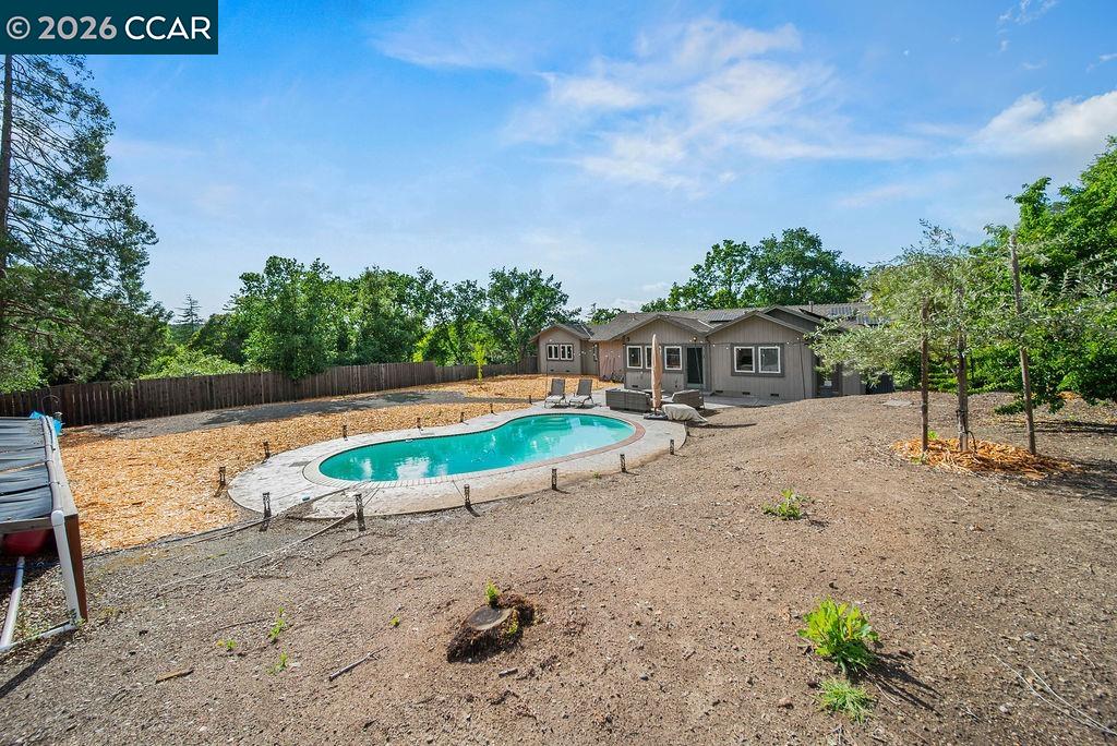 2000 Norris Rd, Walnut Creek, CA, 94596