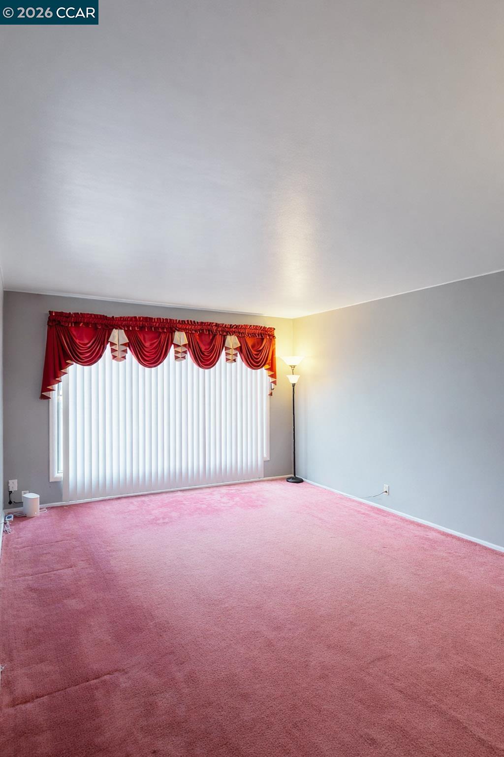 Detail Gallery Image 13 of 42 For 864 Moultrie St, San Francisco,  CA 94110 - 2 Beds | 1 Baths