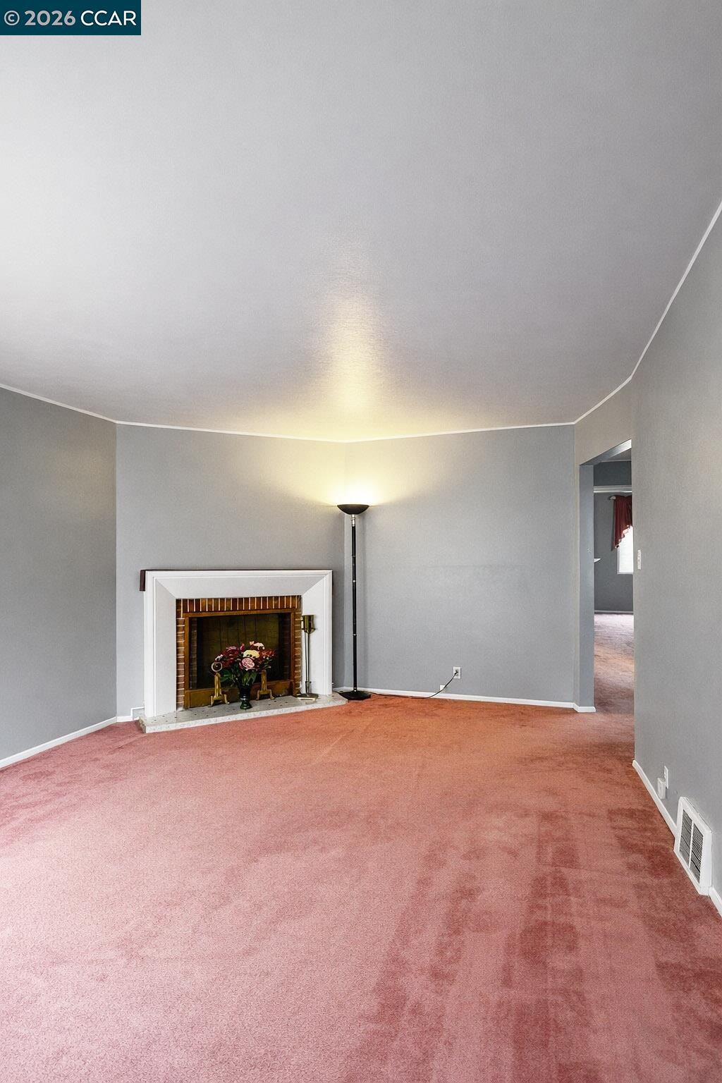 Detail Gallery Image 14 of 42 For 864 Moultrie St, San Francisco,  CA 94110 - 2 Beds | 1 Baths