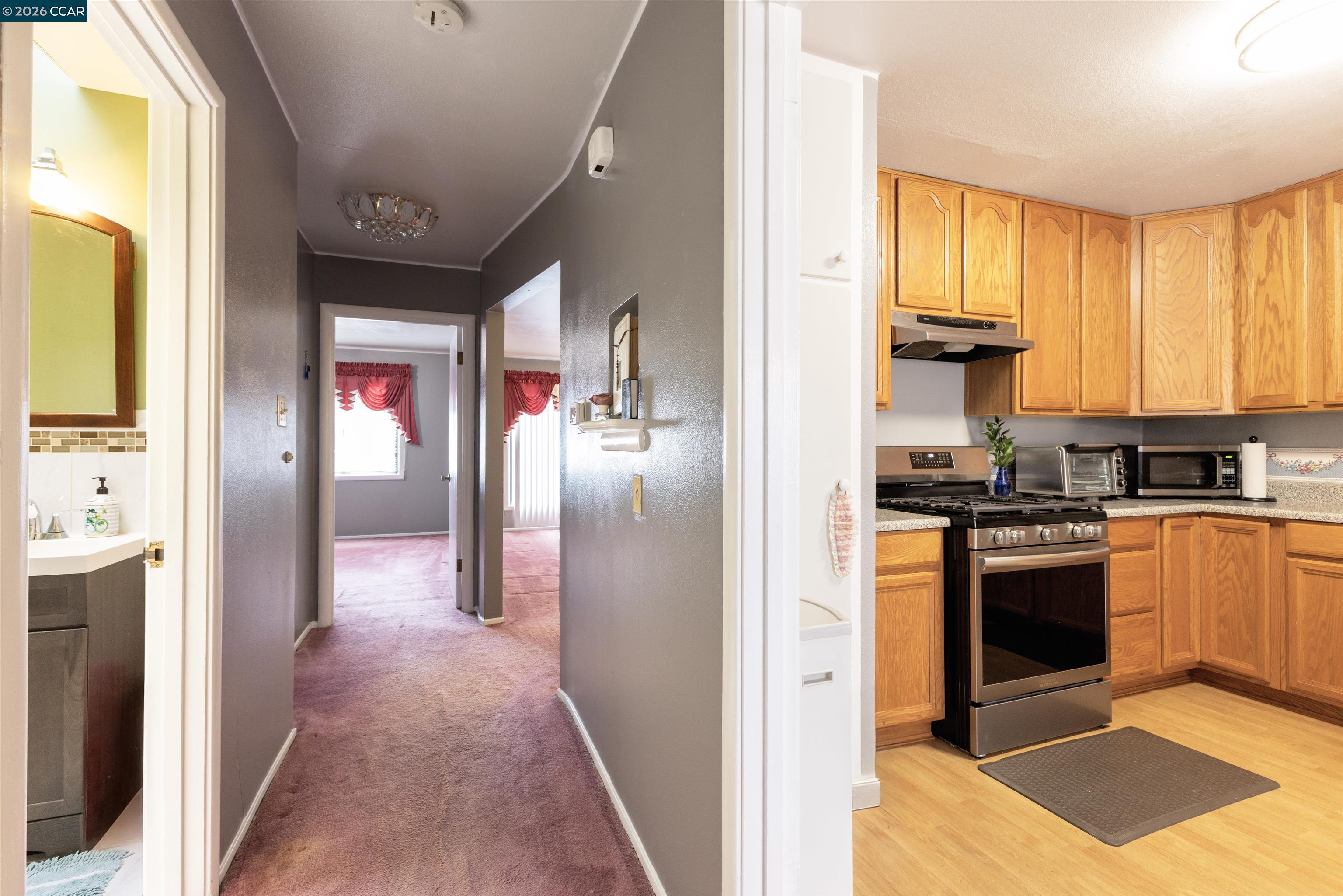 Detail Gallery Image 15 of 42 For 864 Moultrie St, San Francisco,  CA 94110 - 2 Beds | 1 Baths