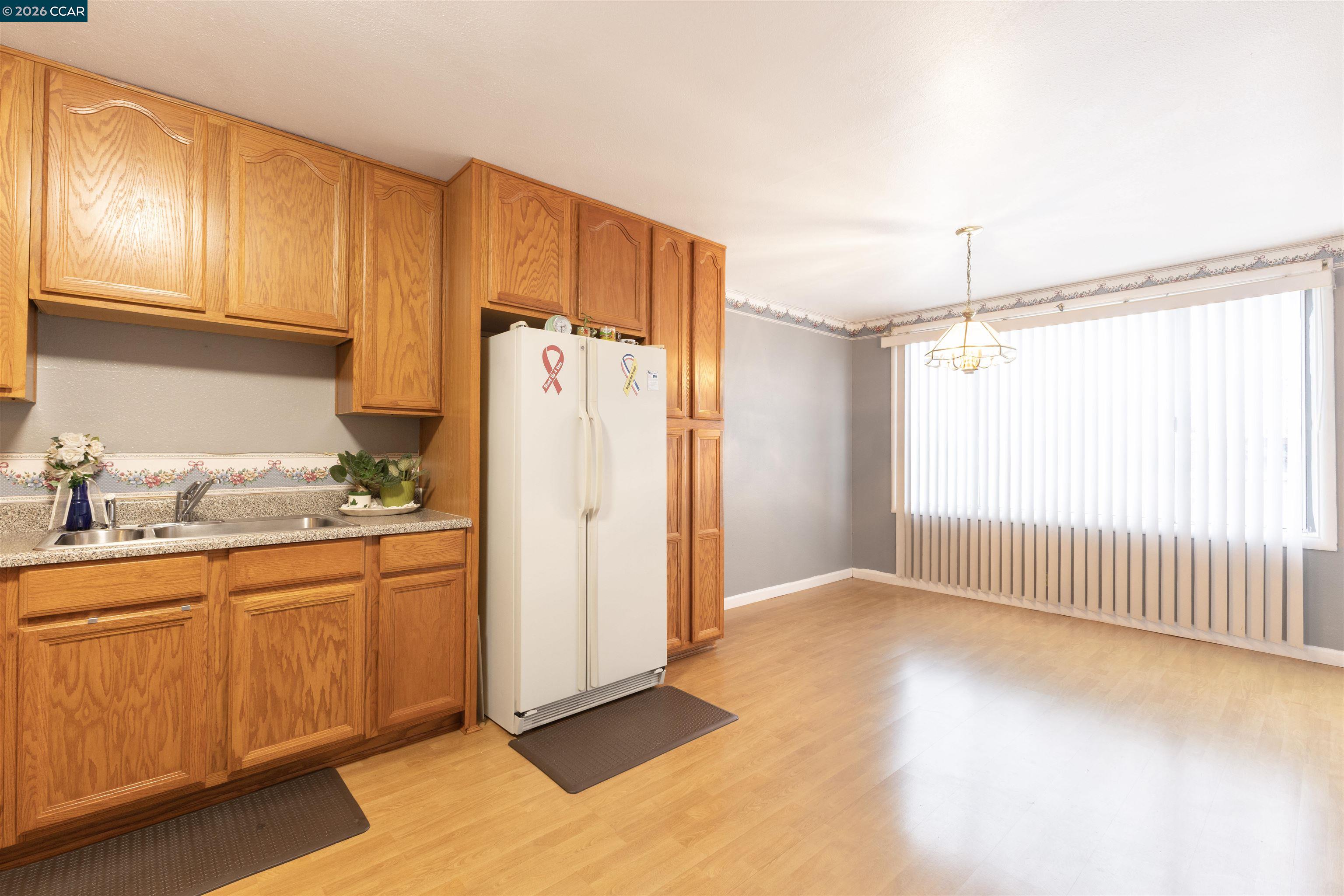 Detail Gallery Image 20 of 42 For 864 Moultrie St, San Francisco,  CA 94110 - 2 Beds | 1 Baths