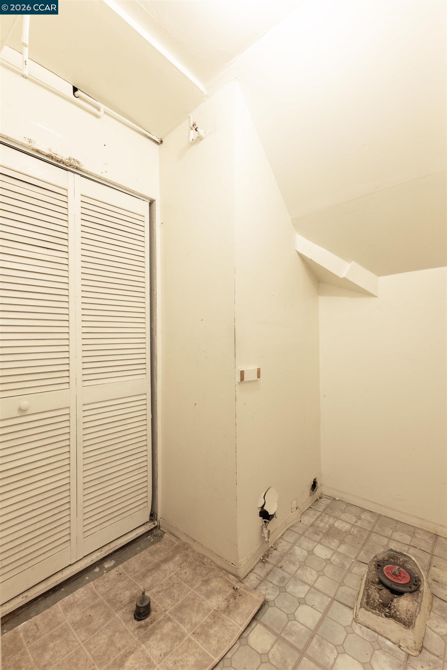 Detail Gallery Image 39 of 42 For 864 Moultrie St, San Francisco,  CA 94110 - 2 Beds | 1 Baths