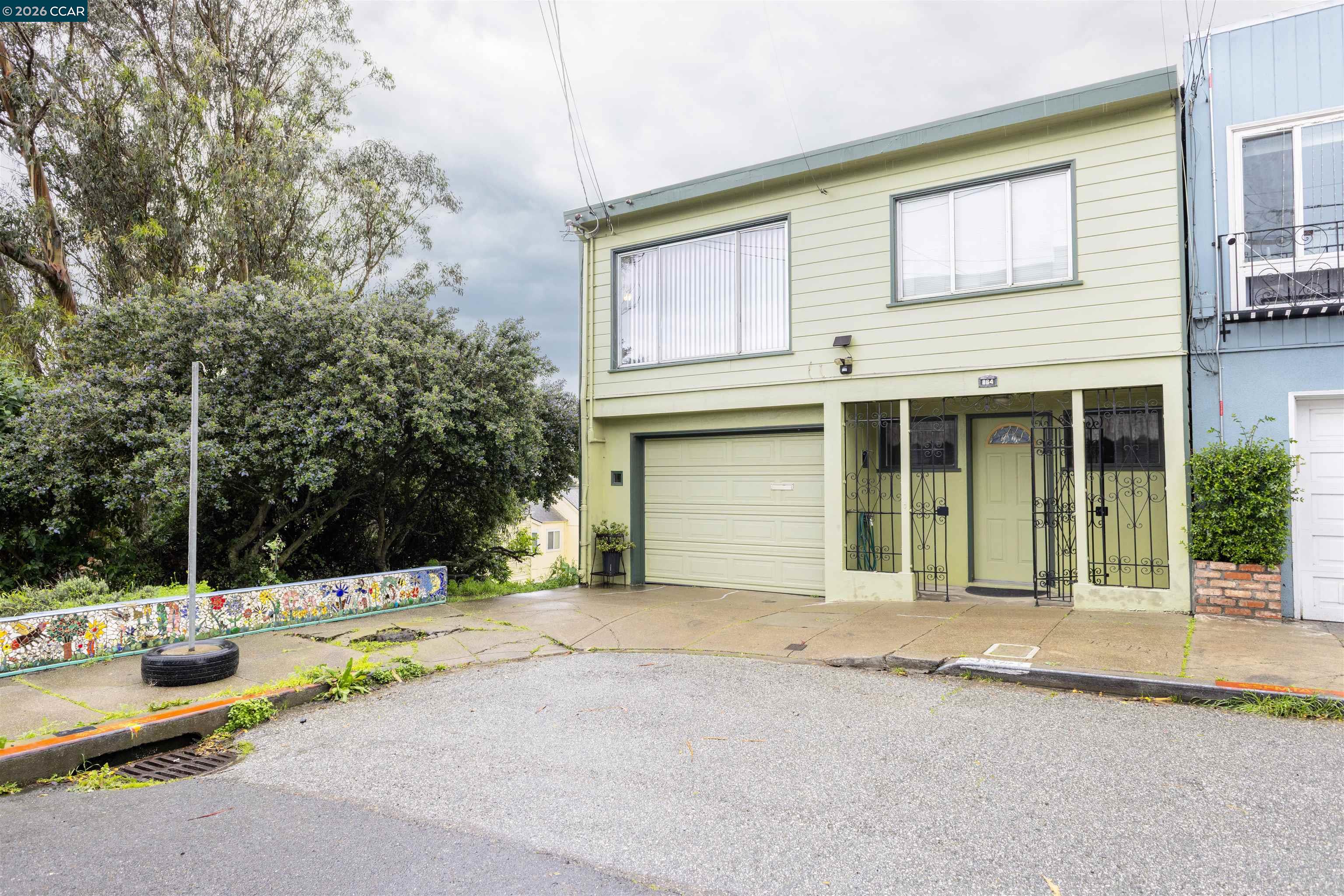 Detail Gallery Image 41 of 42 For 864 Moultrie St, San Francisco,  CA 94110 - 2 Beds | 1 Baths