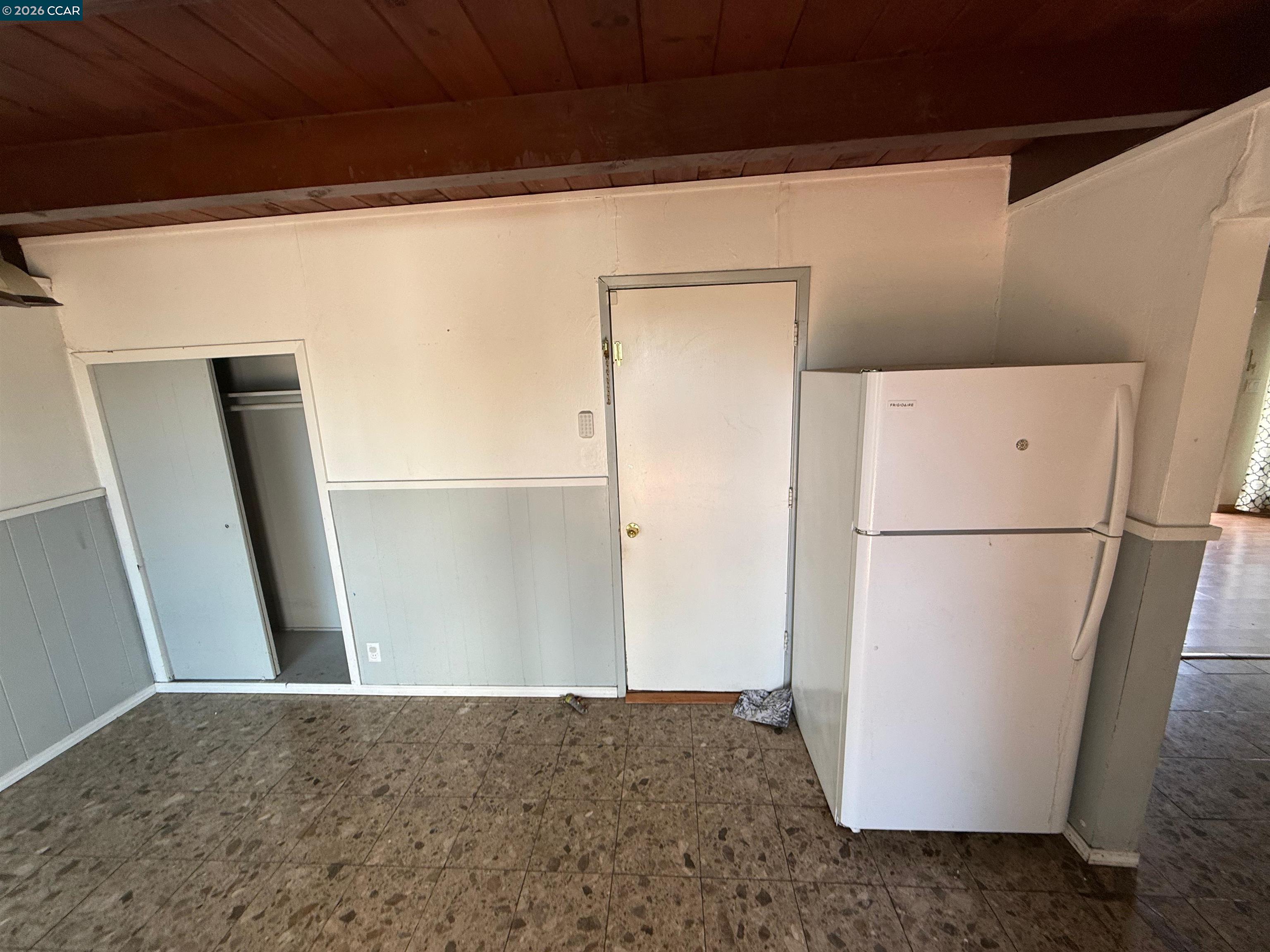 Detail Gallery Image 13 of 30 For 1810 Acapulco Dr, San Pablo,  CA 94806 - 3 Beds | 2 Baths