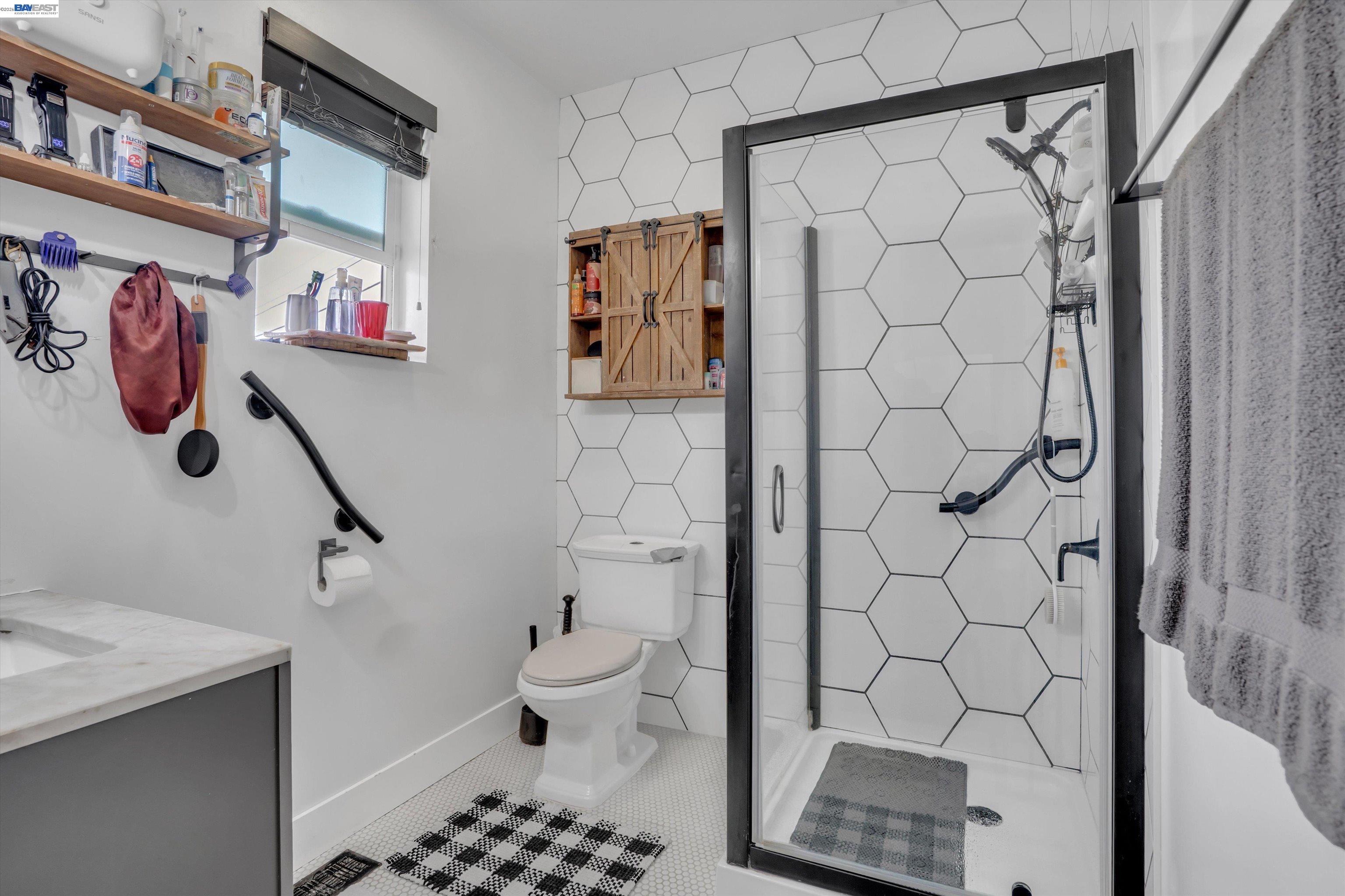 Detail Gallery Image 21 of 31 For 5447 Shasta Ave, San Pablo,  CA 94806 - 3 Beds | 2 Baths